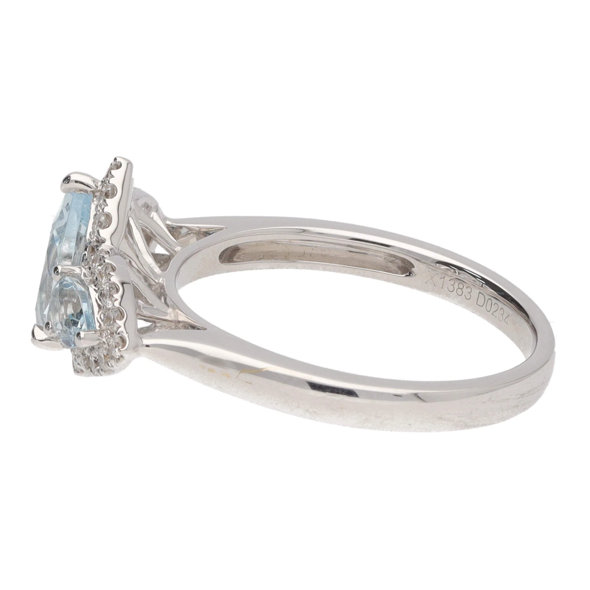 Aquamarine and Diamond Pear 18ct White Gold Three Stone Cluster Ring - Image 5