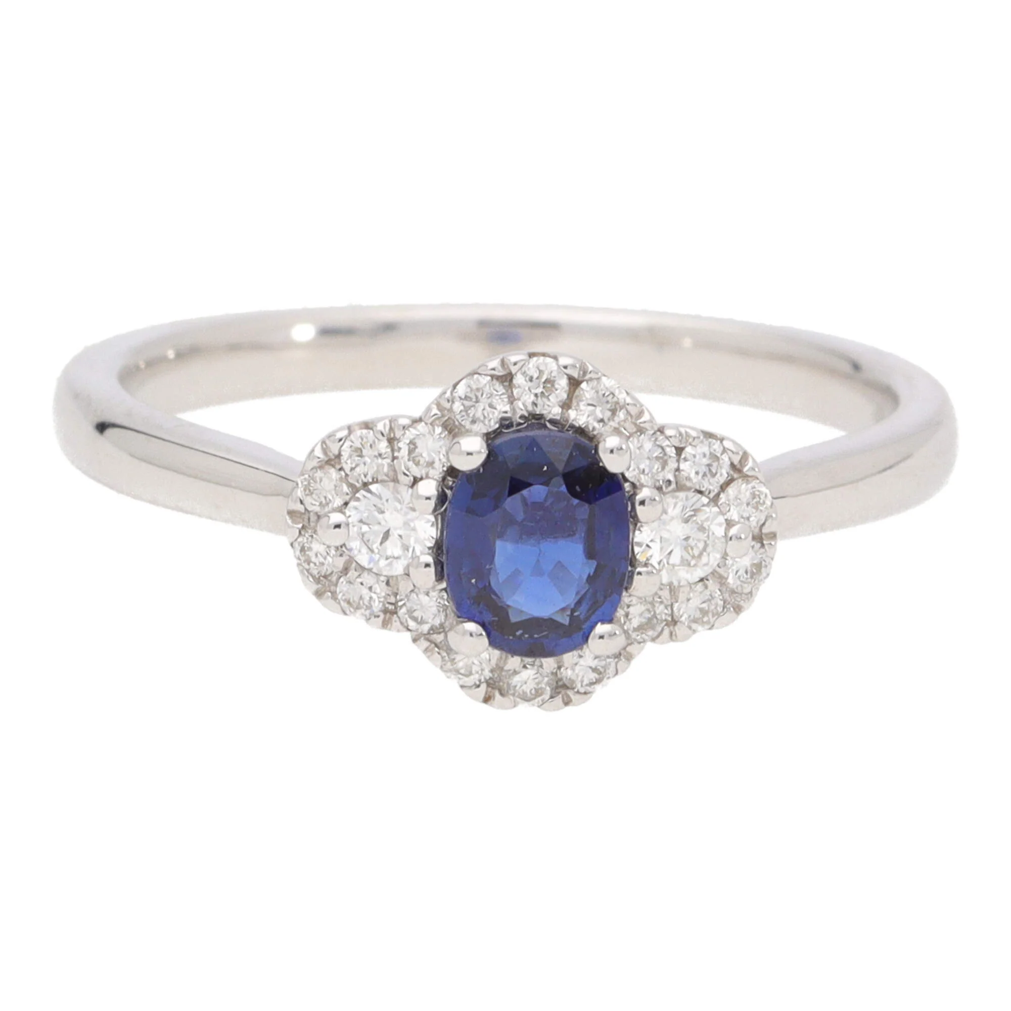 Blue Sapphire and Diamond 18ct White Gold Three Stone Cluster Ring - Image 2
