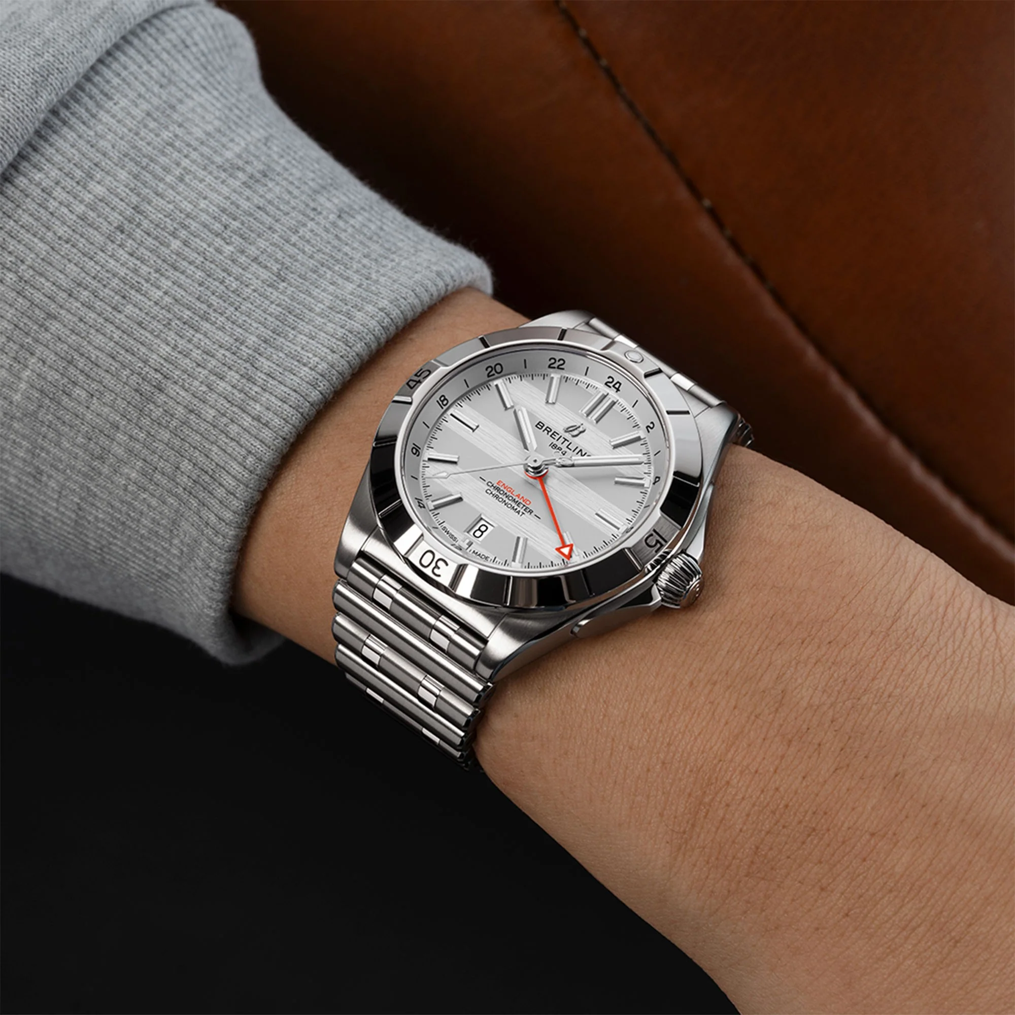 Breitling Chronomat GMT Six Nations England 40mm Automatic Watch A323985B1A1A1 - Image 3