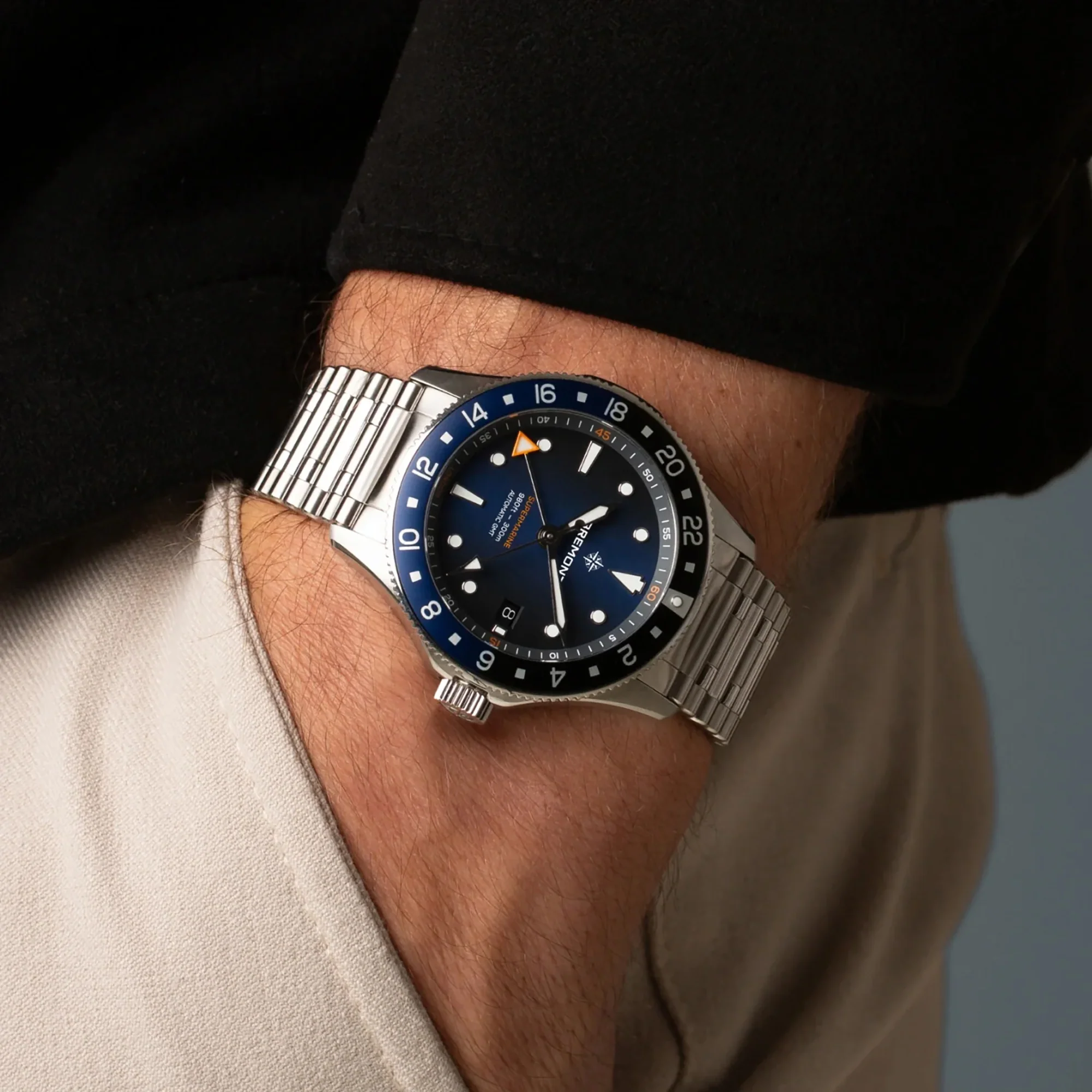 Bremont Supermarine 300m GMT Limited Edition 'Glacier' Blue 40mm Automatic Watch SM40-GMT-SS-BLBK-B - Image 6