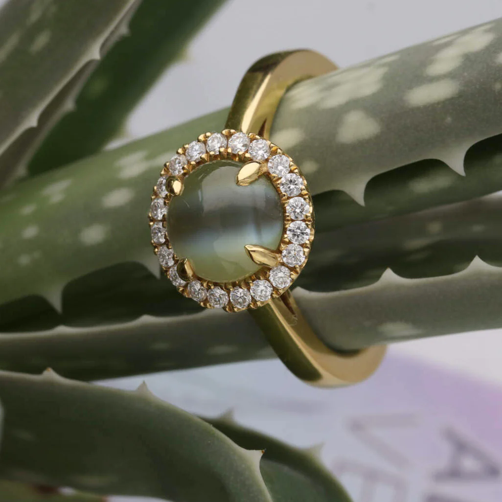 Chrysoberyl and Diamond 18ct Yellow Gold Ring - Image 4