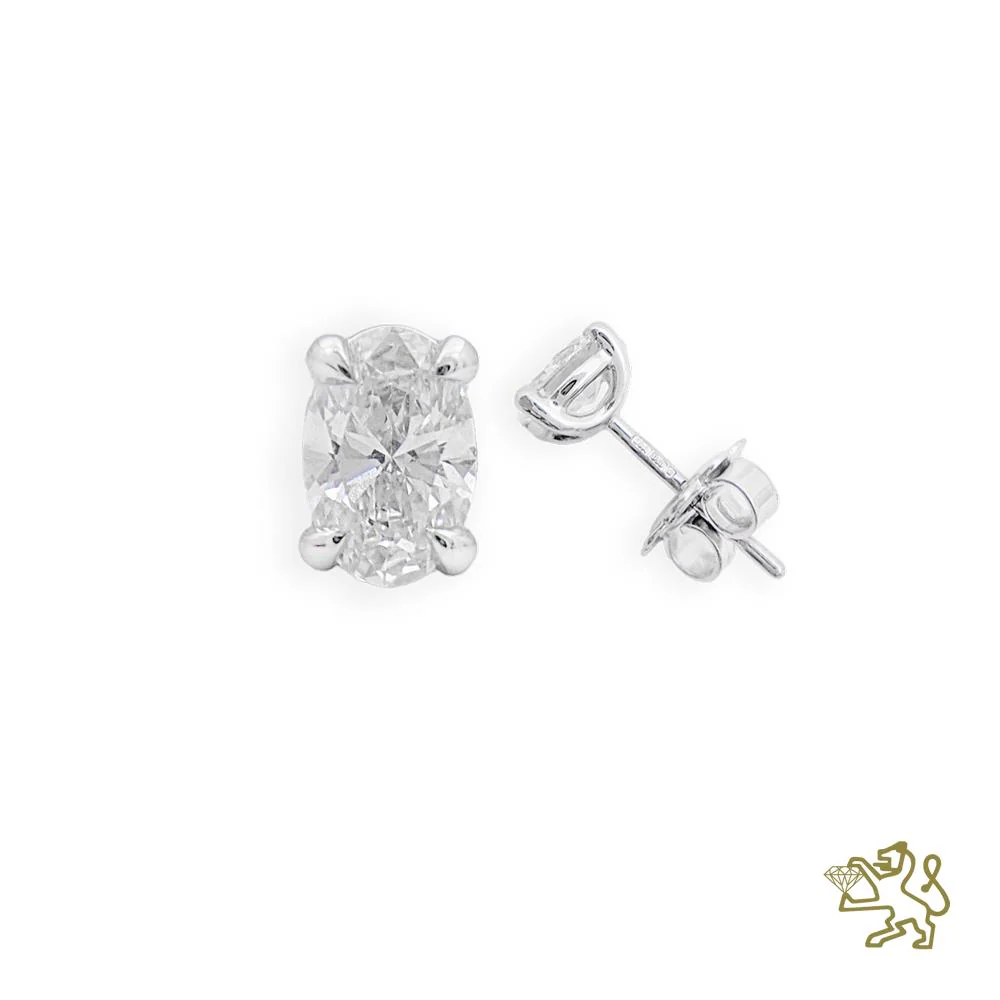 Classic Oval 0.40ct Diamond Platinum Earrings