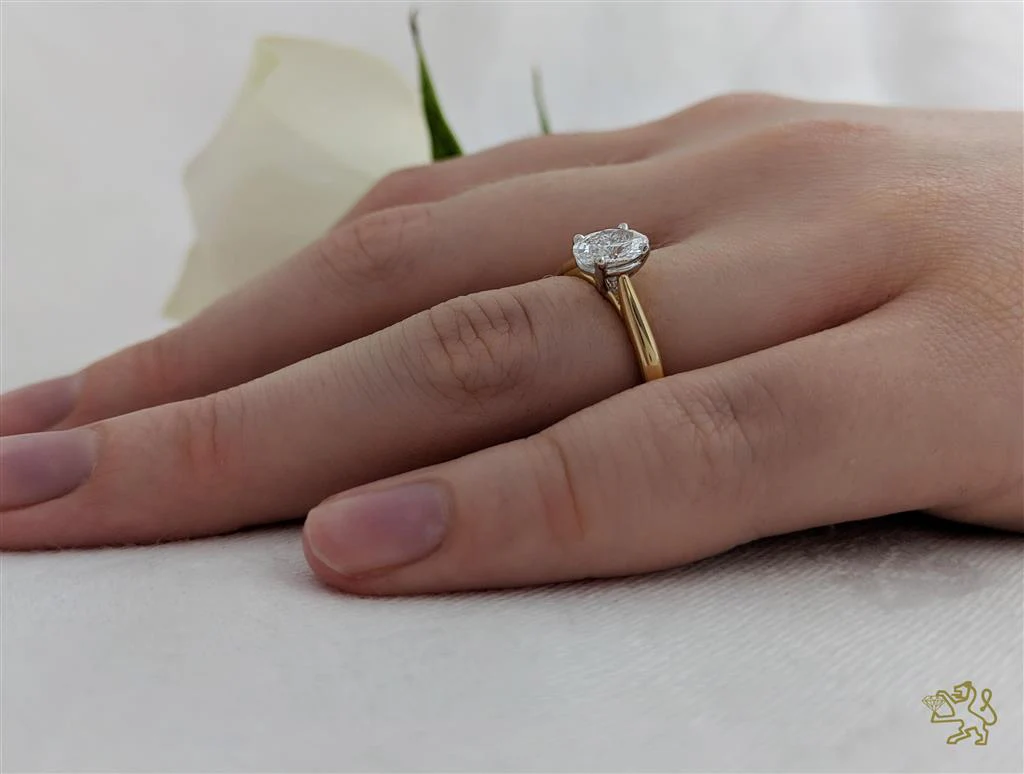 Classic Oval Solitaire 0.70ct G VS1 Diamond Yellow Gold/Platinum Ring - Image 2