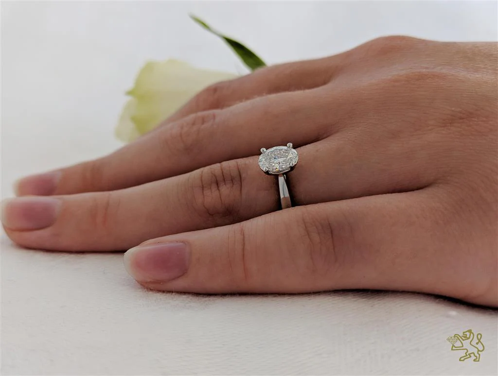 Classic Oval Solitaire 0.71ct D VS2 Diamond Platinum Ring - Image 2