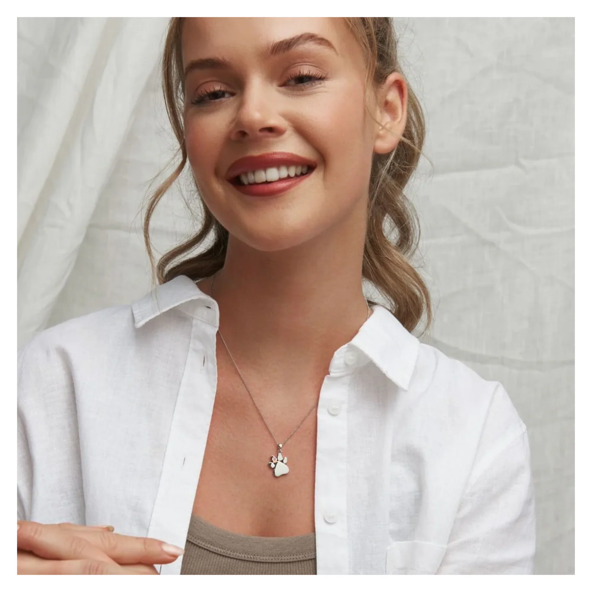 Clogau Paw Prints Sterling Silver Pendant with Topaz 3SPWP0225 - Image 2