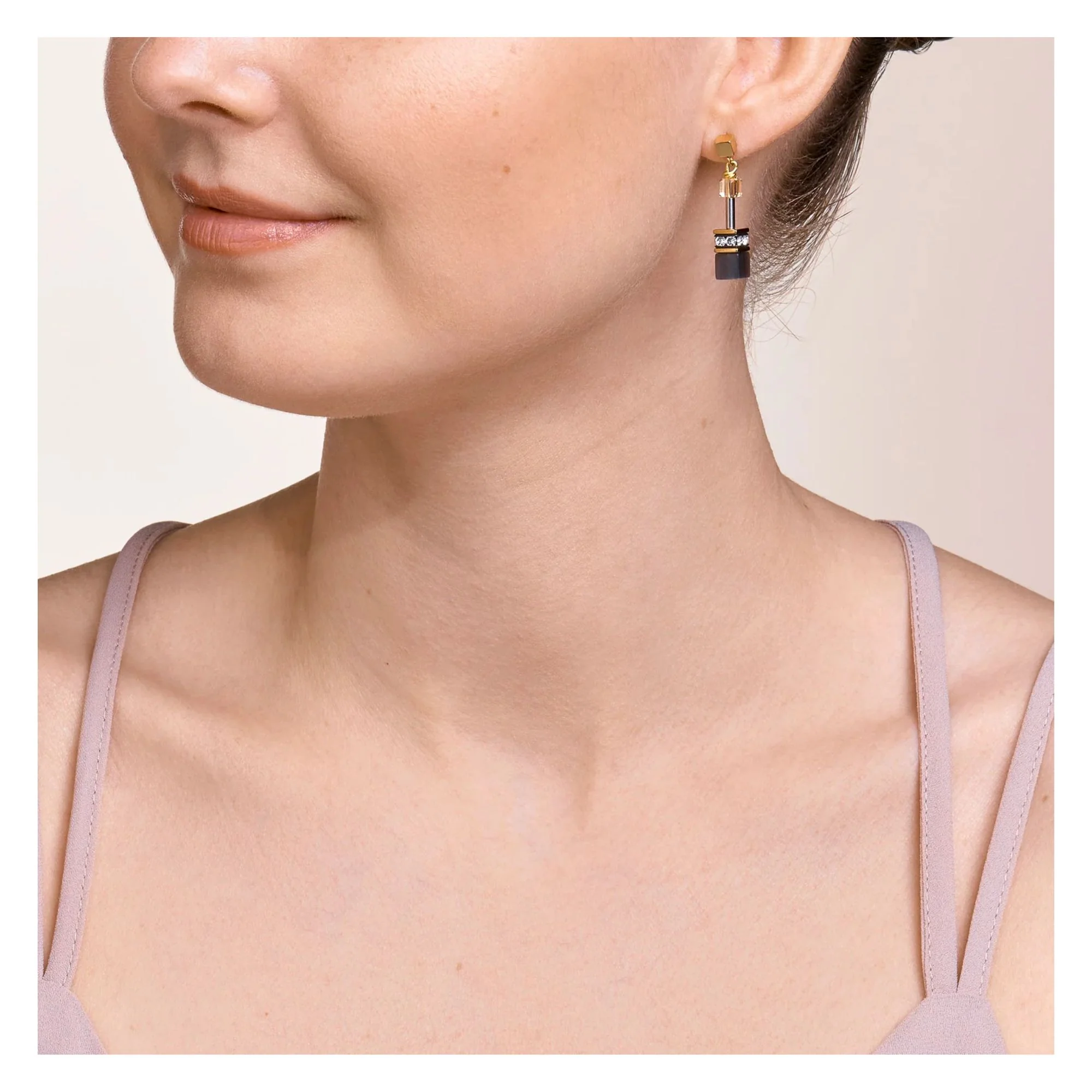 Coeur de Lion GEOCUBE® Drop Earrings Grey-Gold - Image 2