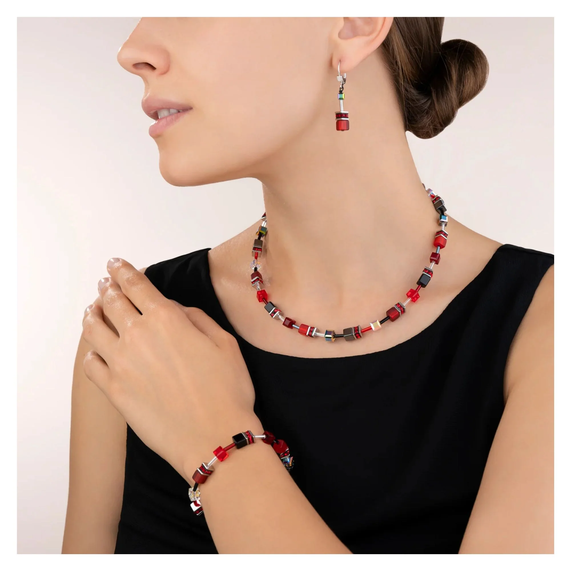 Coeur de Lion GeoCUBE® Drop Earrings Red - Image 2