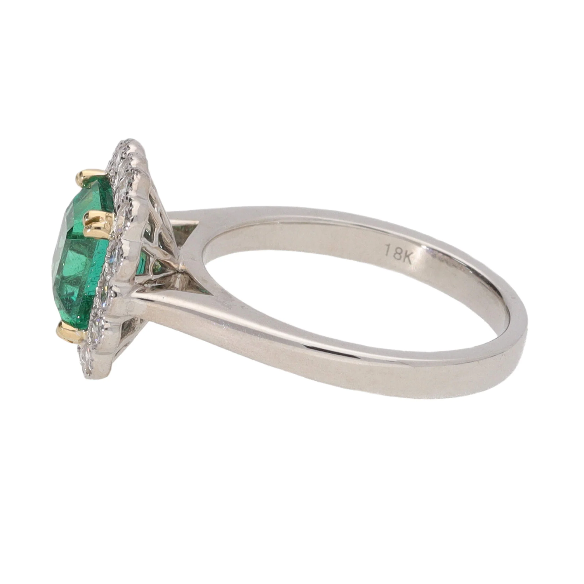 Emerald and Diamond 18ct White Gold Cluster Ring - Image 3