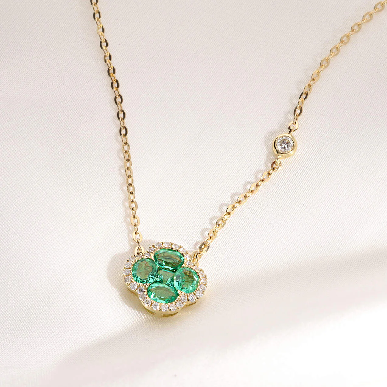 Emerald and Diamond 18ct Yellow Gold Clover Pendant - Image 2