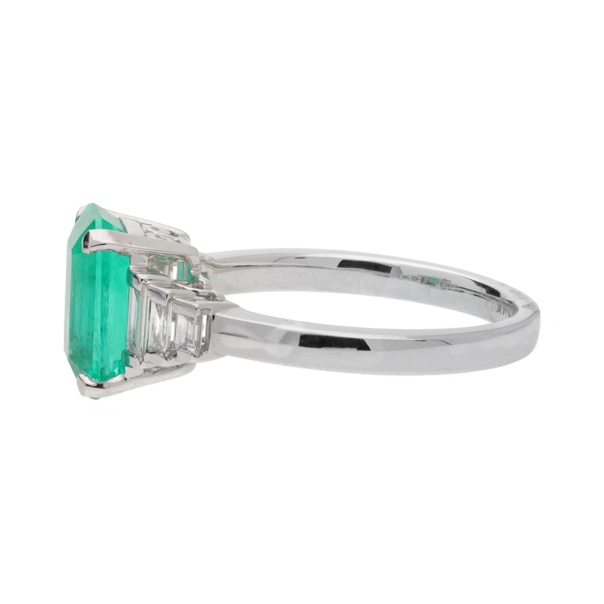 Emerald and Diamond Platinum Ring - Image 3