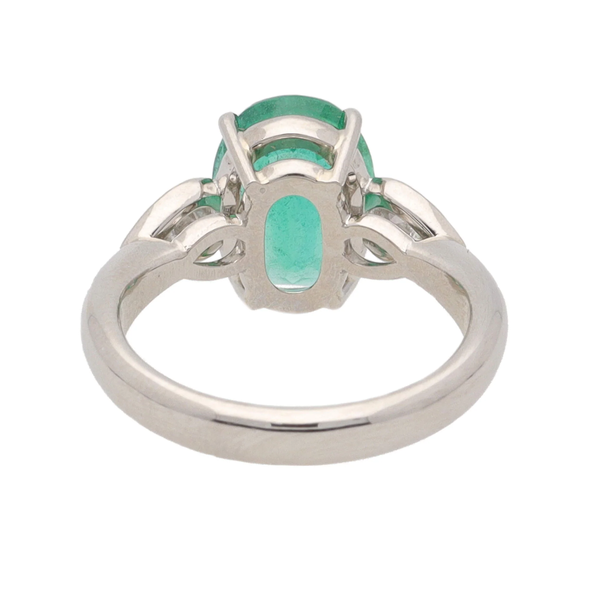 Emerald and Diamond Platinum Ring - Image 3