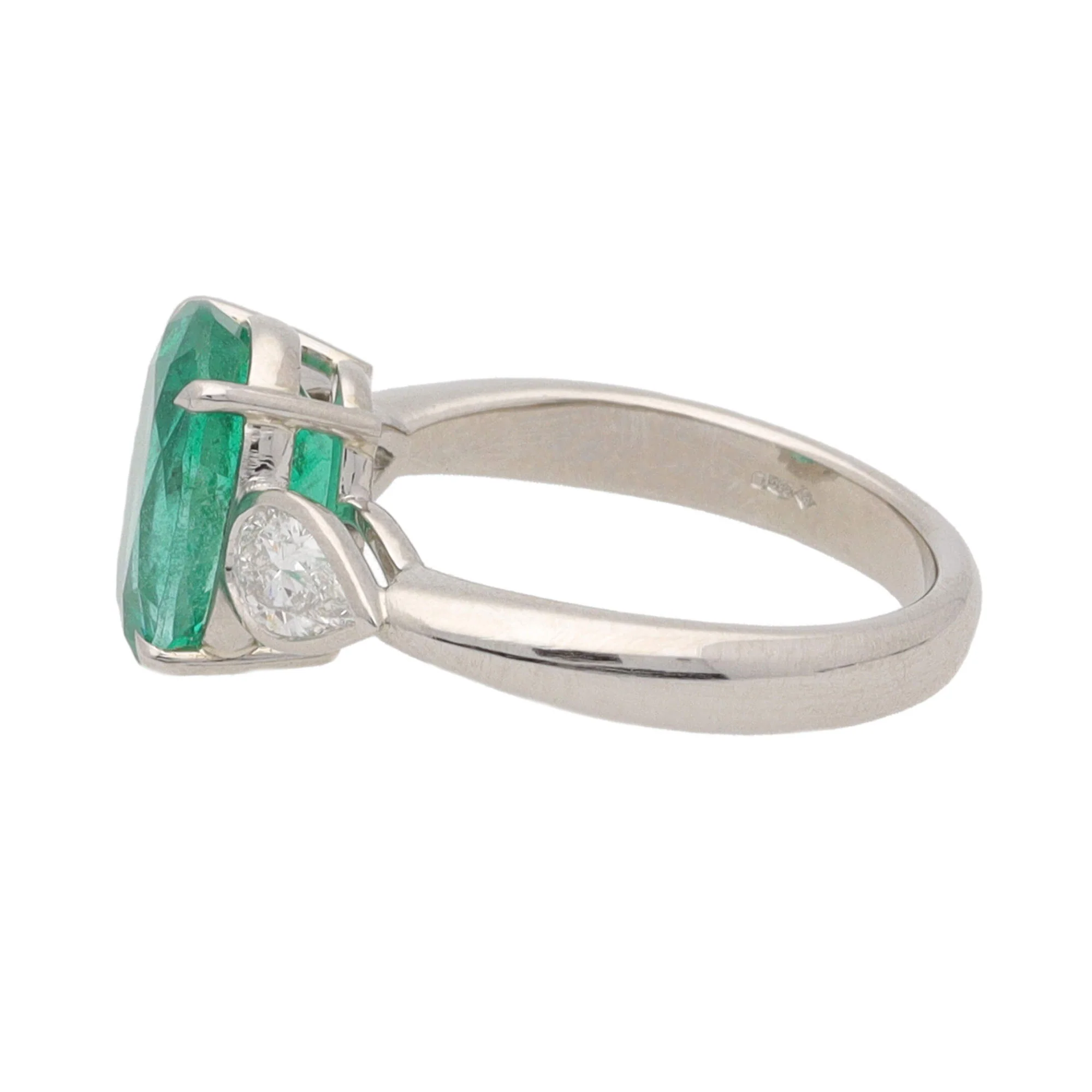Emerald and Diamond Platinum Ring - Image 4