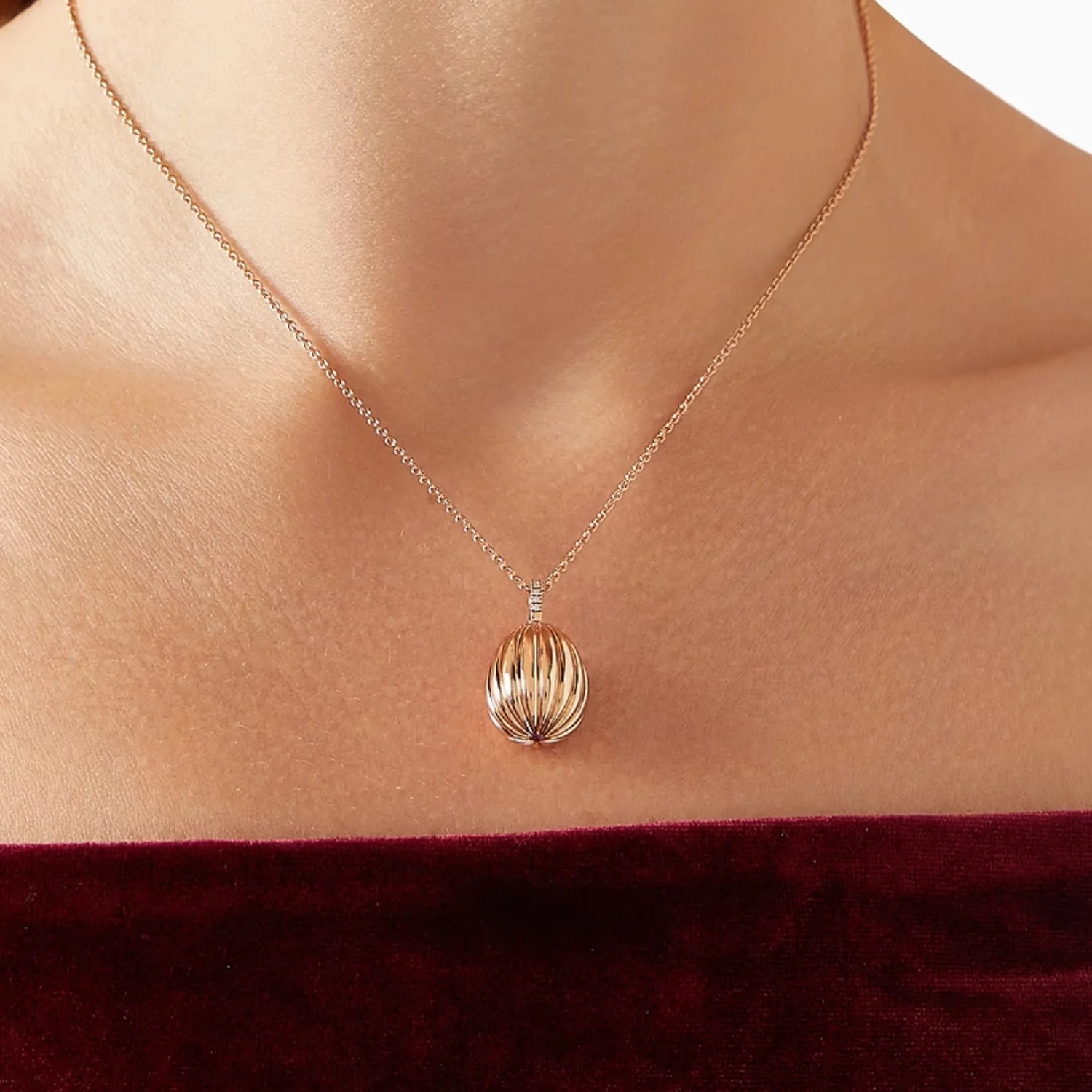Fabergé Heritage Forever 180 Anniversary Egg Pendant 18ct Rose Gold Diamond and Ruby - Image 7