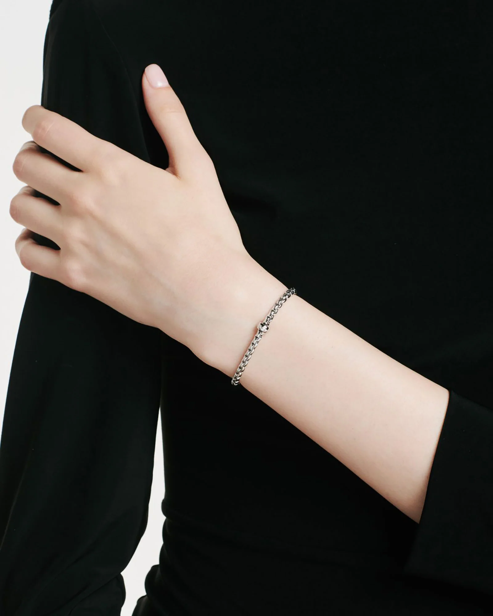 FOPE Flex'it Eka 18ct White Gold 0.01ct Diamond Set Bracelet Medium - Image 4