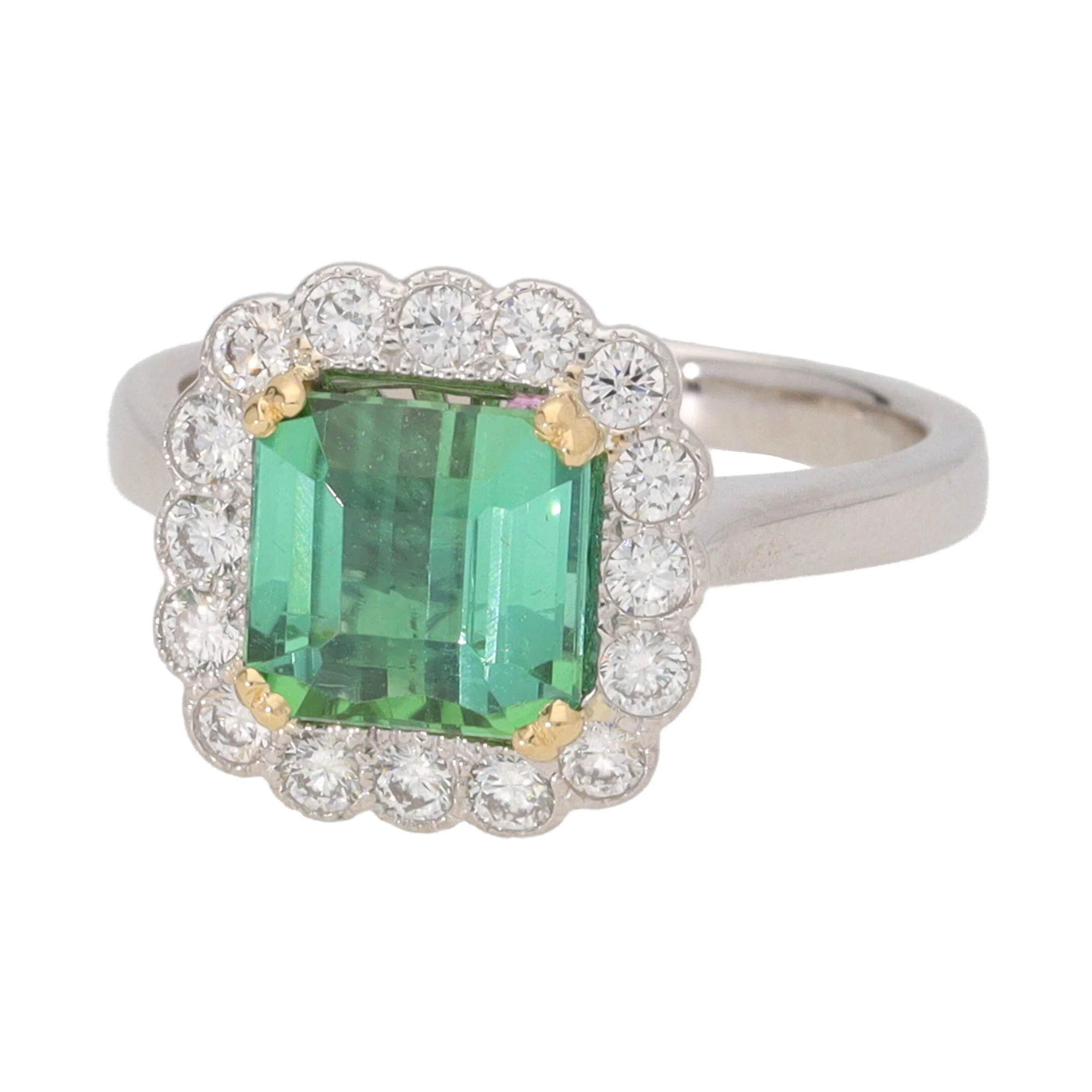 Green Tourmaline and Diamond 18ct White Gold Cluster Ring - Image 2