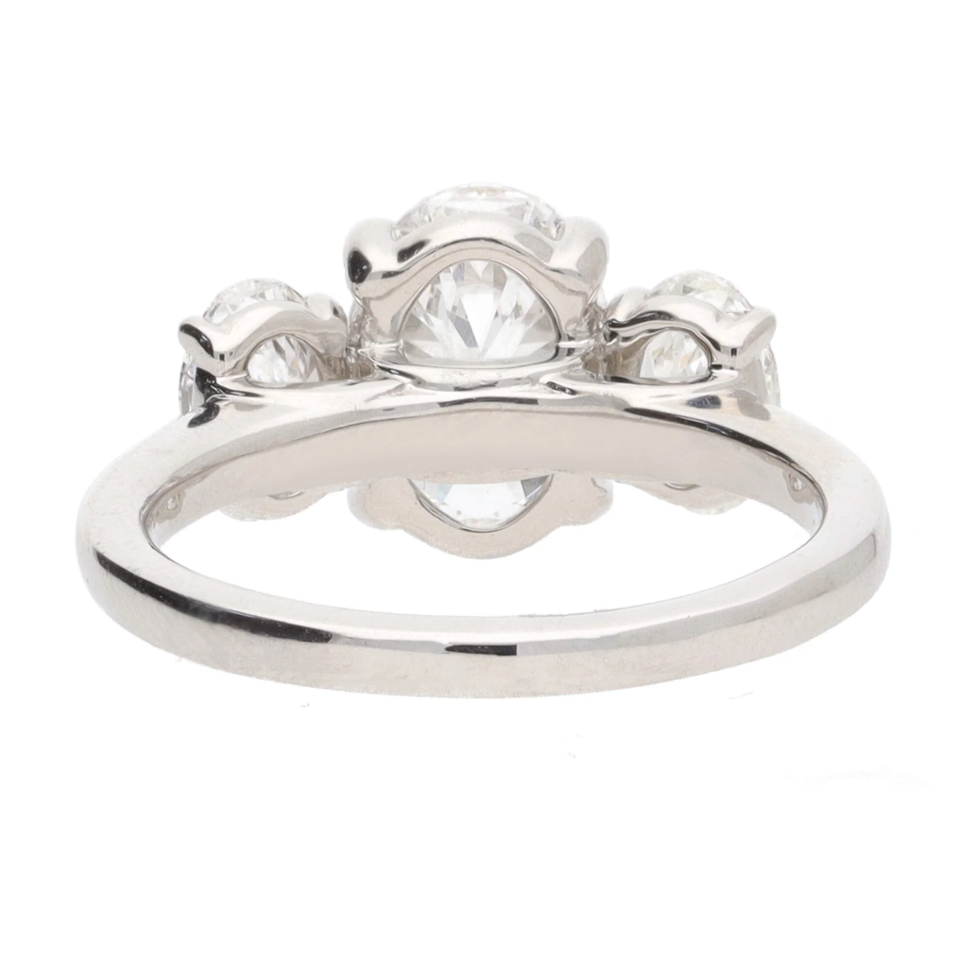 Laboratory Gorwn 3.00 Oval Diamond Platinum Three Stone Ring - Image 3