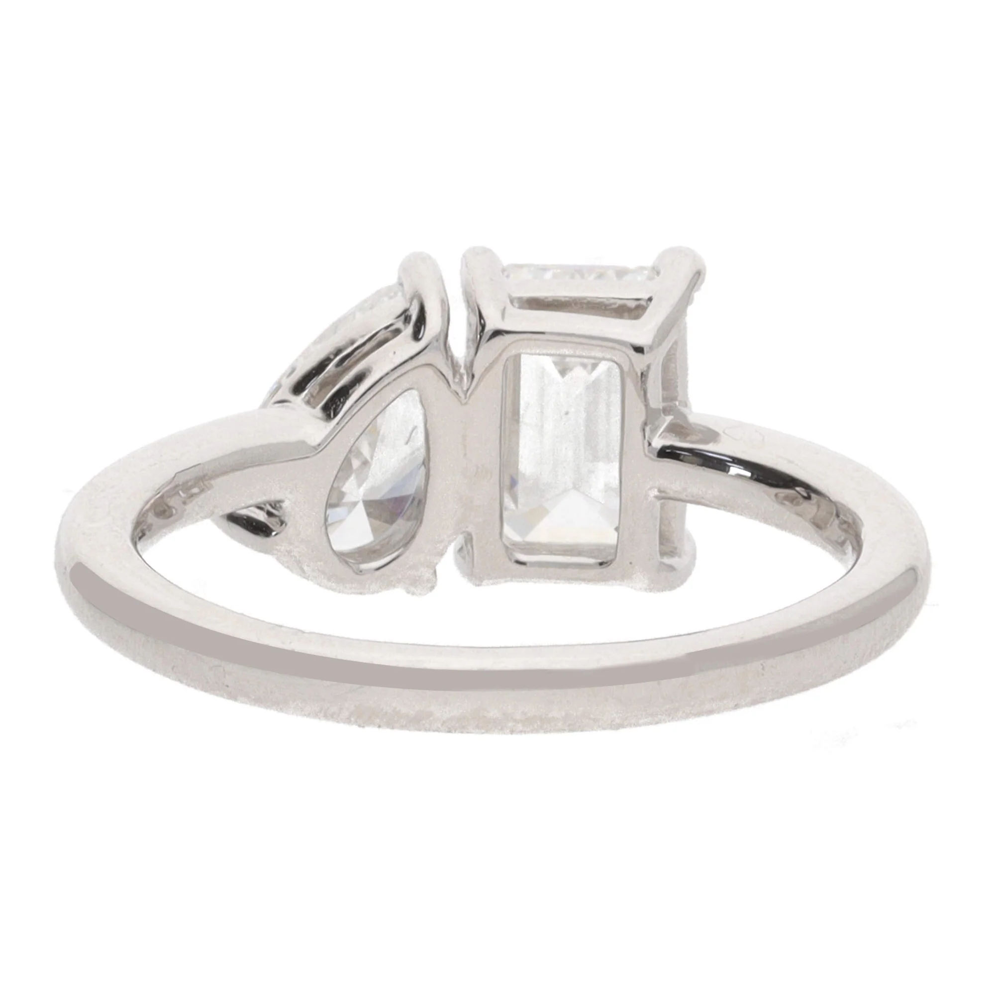 Laboratory Grown 2.00ct Diamond Platinum Toi Et Moi Ring - Image 4