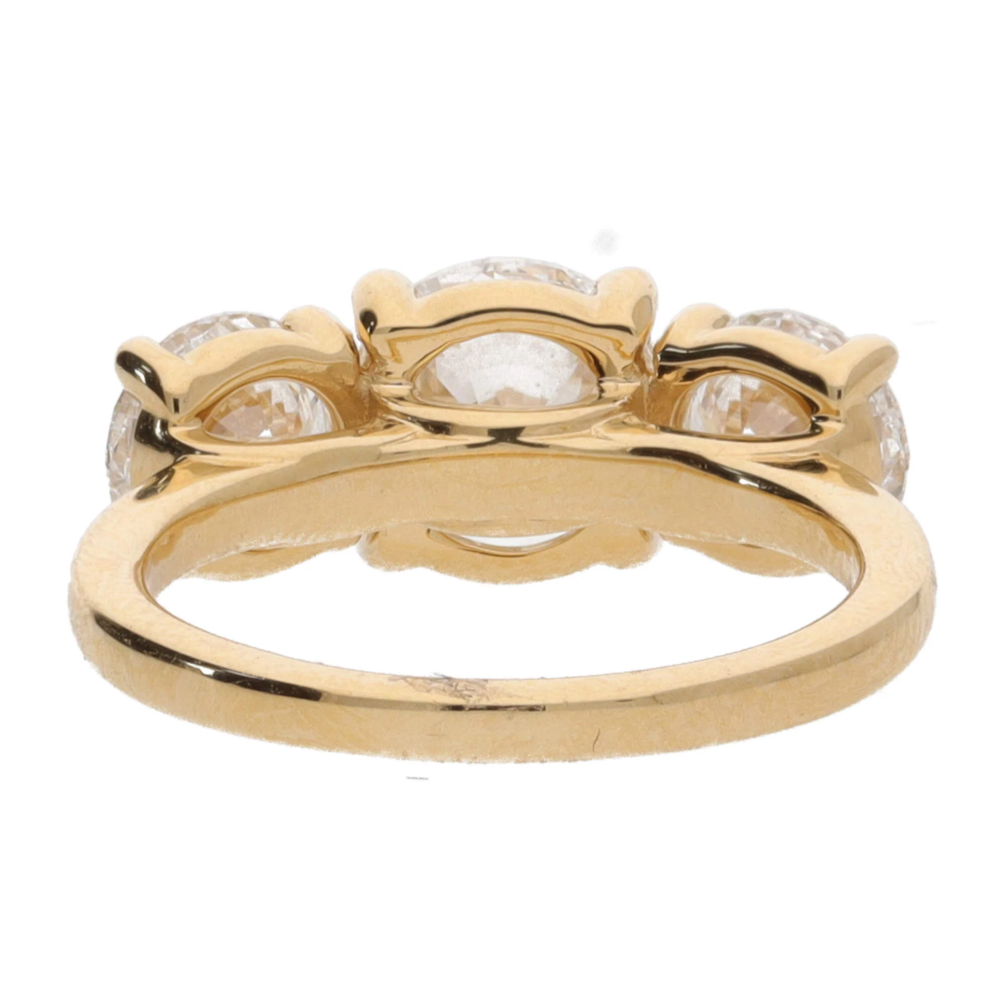 Laboratory Grown 4.00ct Round Brilliant Cut Diamond Three Stone 18ct Yellow Gold Ring - Image 5