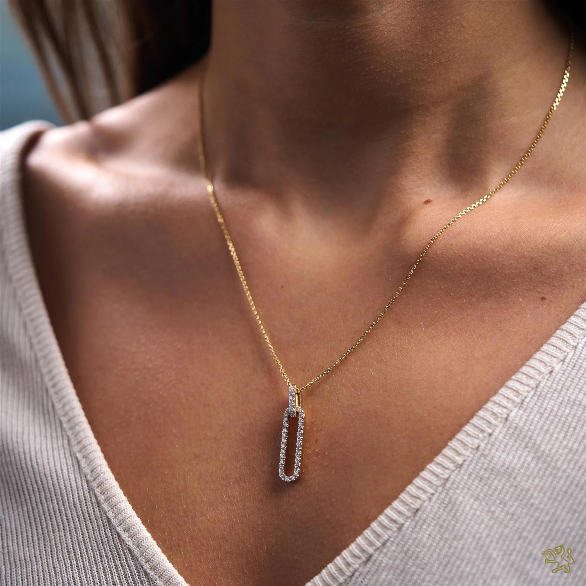 Love Links 0.37ct Diamond Yellow Gold Pendant - Image 2