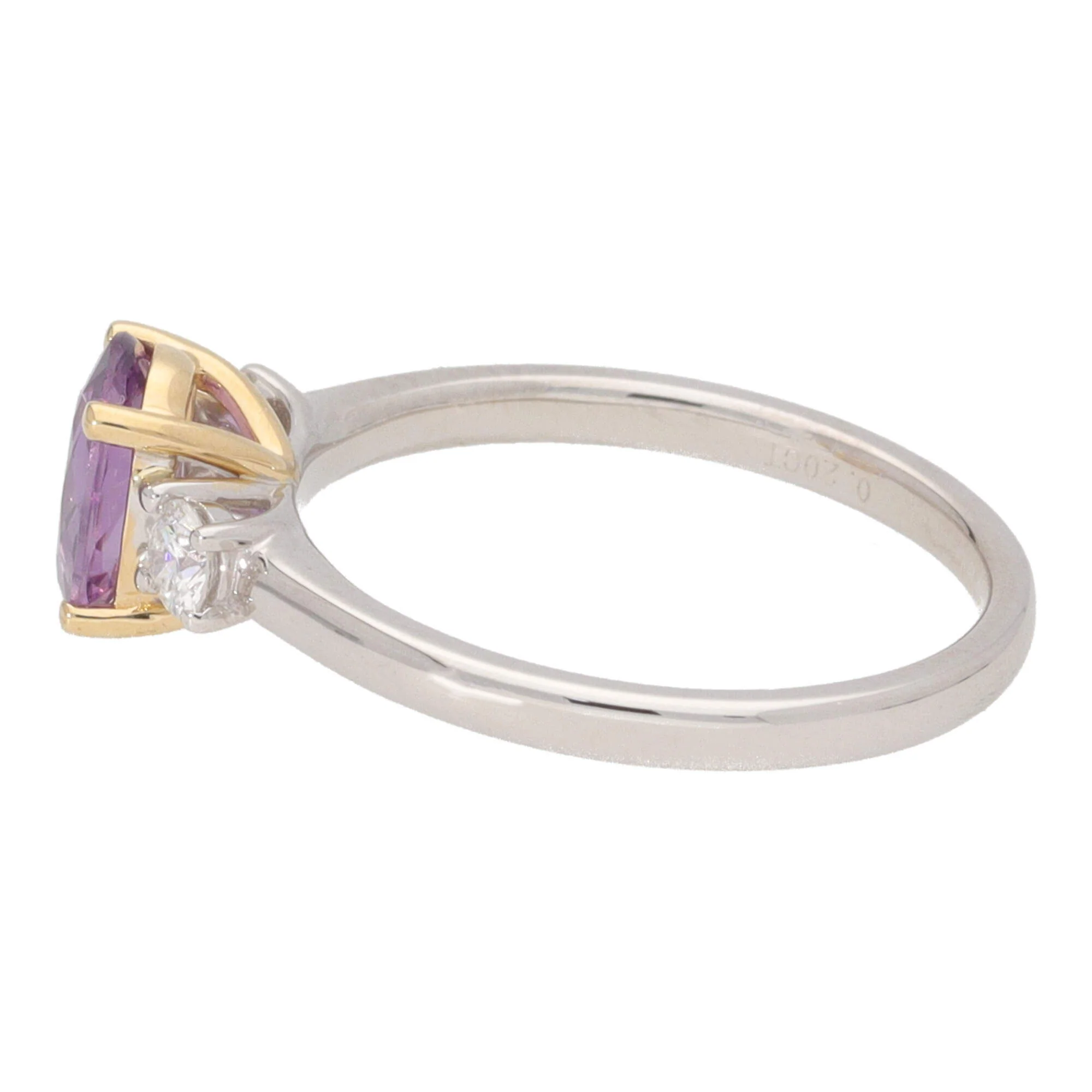 Mauve Sapphire and Diamond Oval Three Stone 18ct White Gold Ring - Image 4