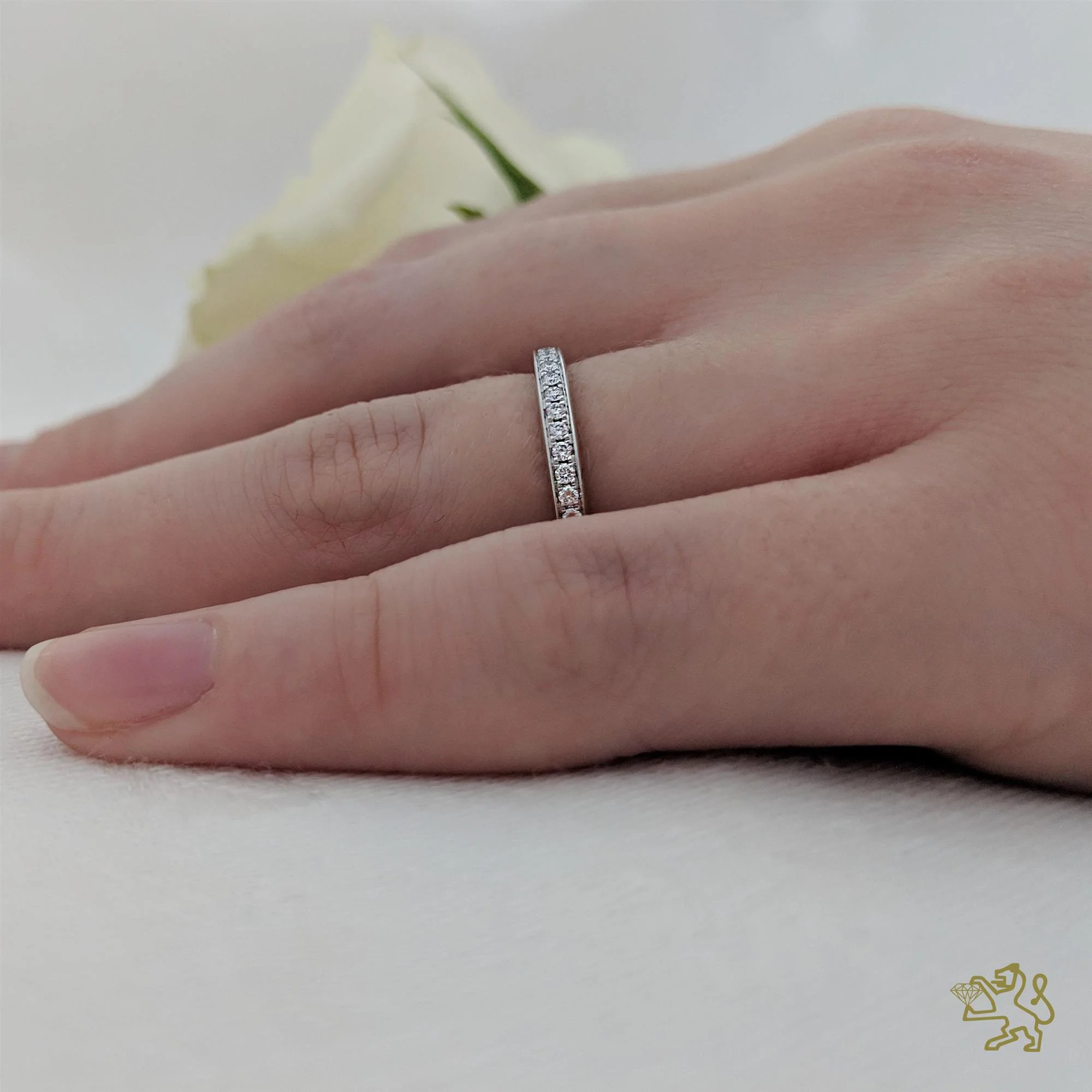 Memoire Classic Bridal 0.15ct Diamond Platinum Ring - Image 2