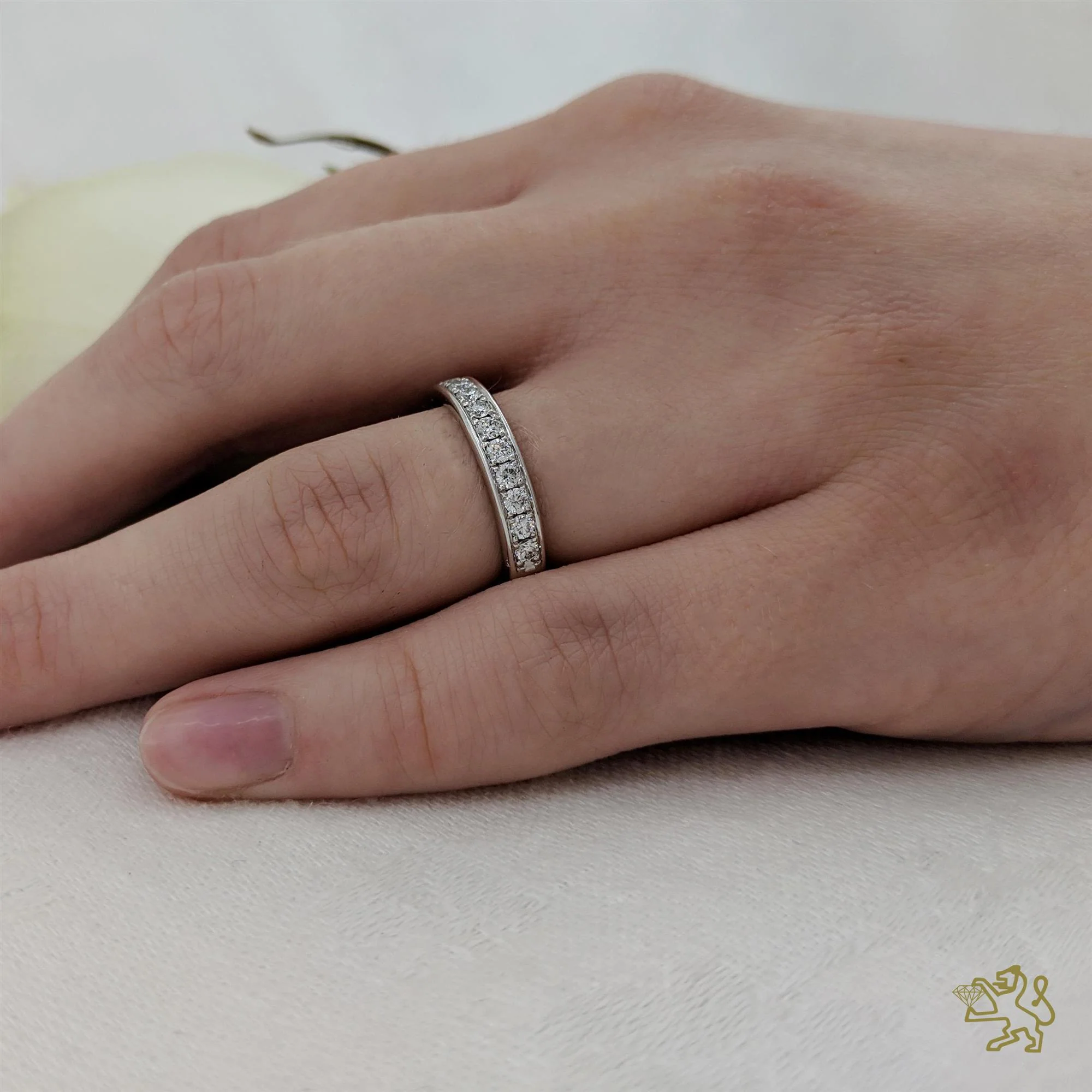 Memoire Classic Bridal 0.43ct Diamond Platinum Ring - Image 2