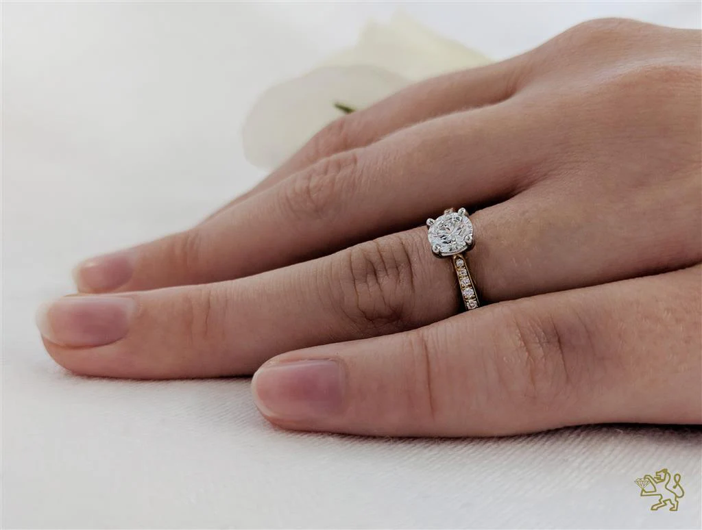 Memoire Round Solitaire 0.56ct H VS2 18ct Yellow Gold Diamond Ring - Image 2