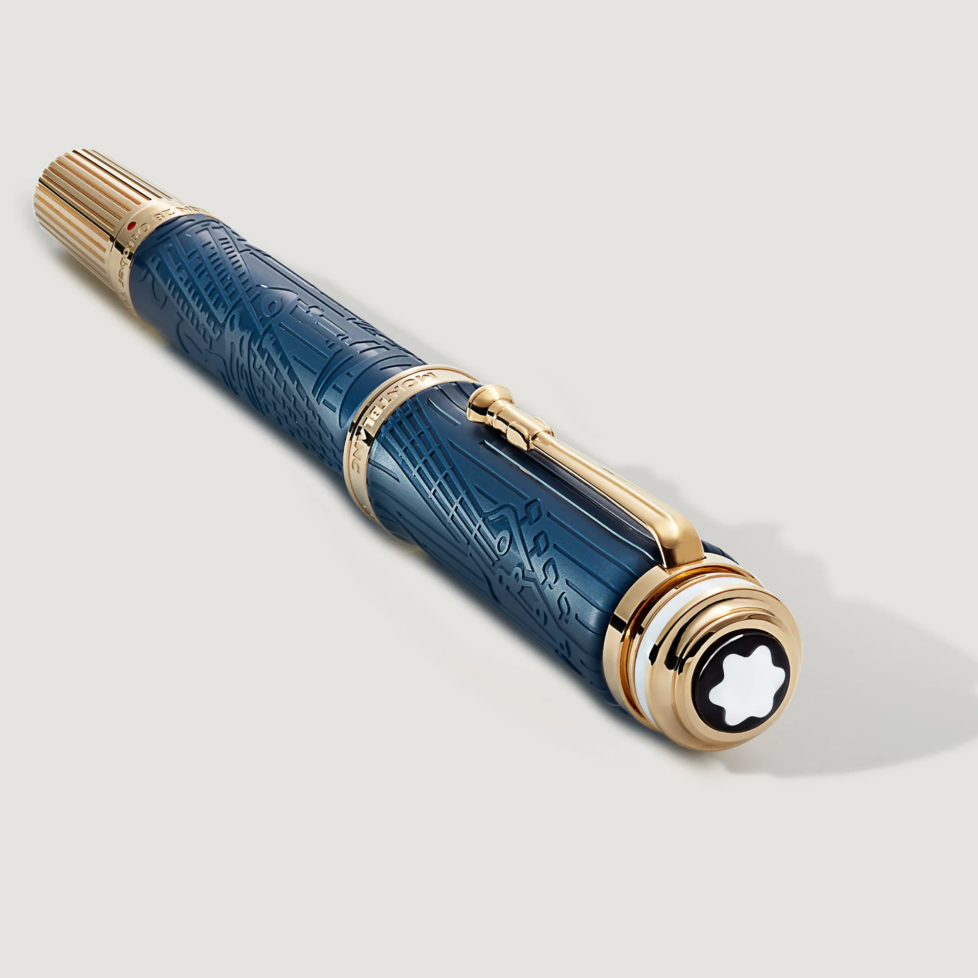 Montblanc Collector Lines - 131977 Great Characters Homage to Queen Special Edition Fountain Pen - Image 4
