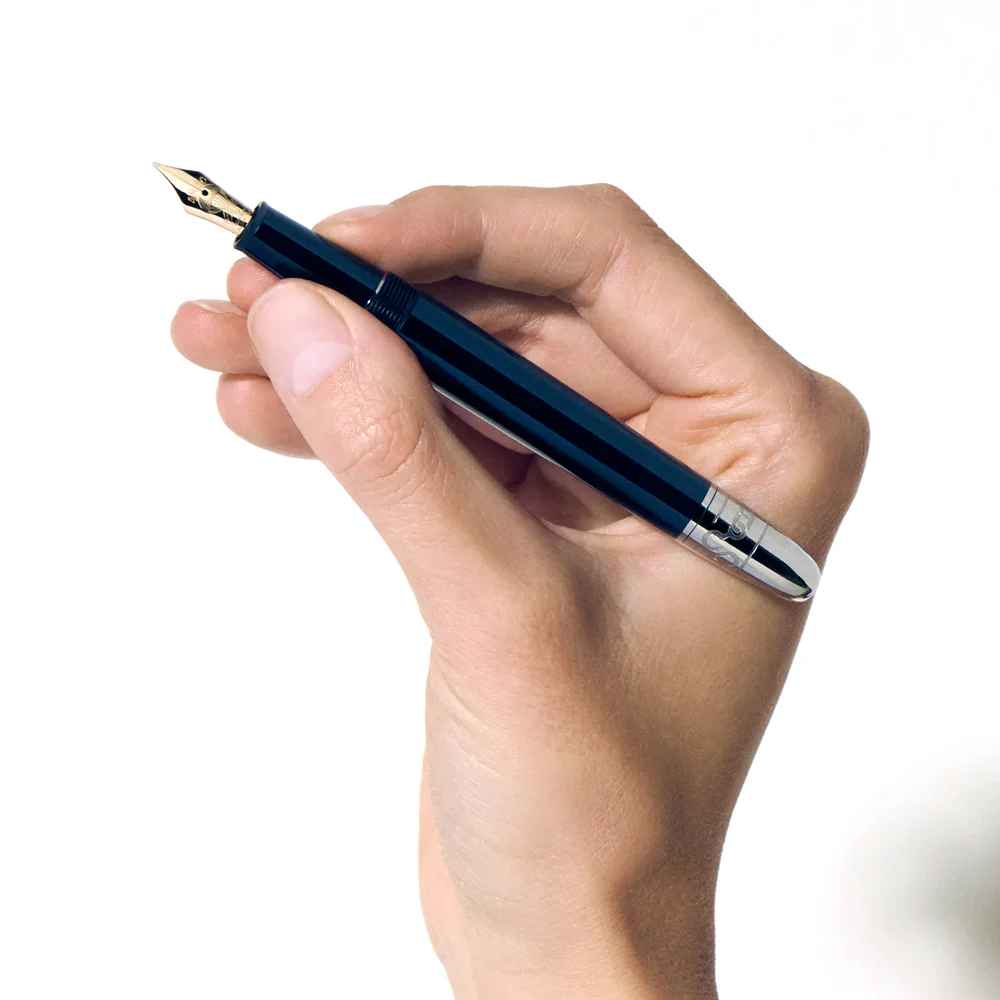 Montblanc Meisterstück Around the World in 80 Days Classique Fountain Pen - Image 2