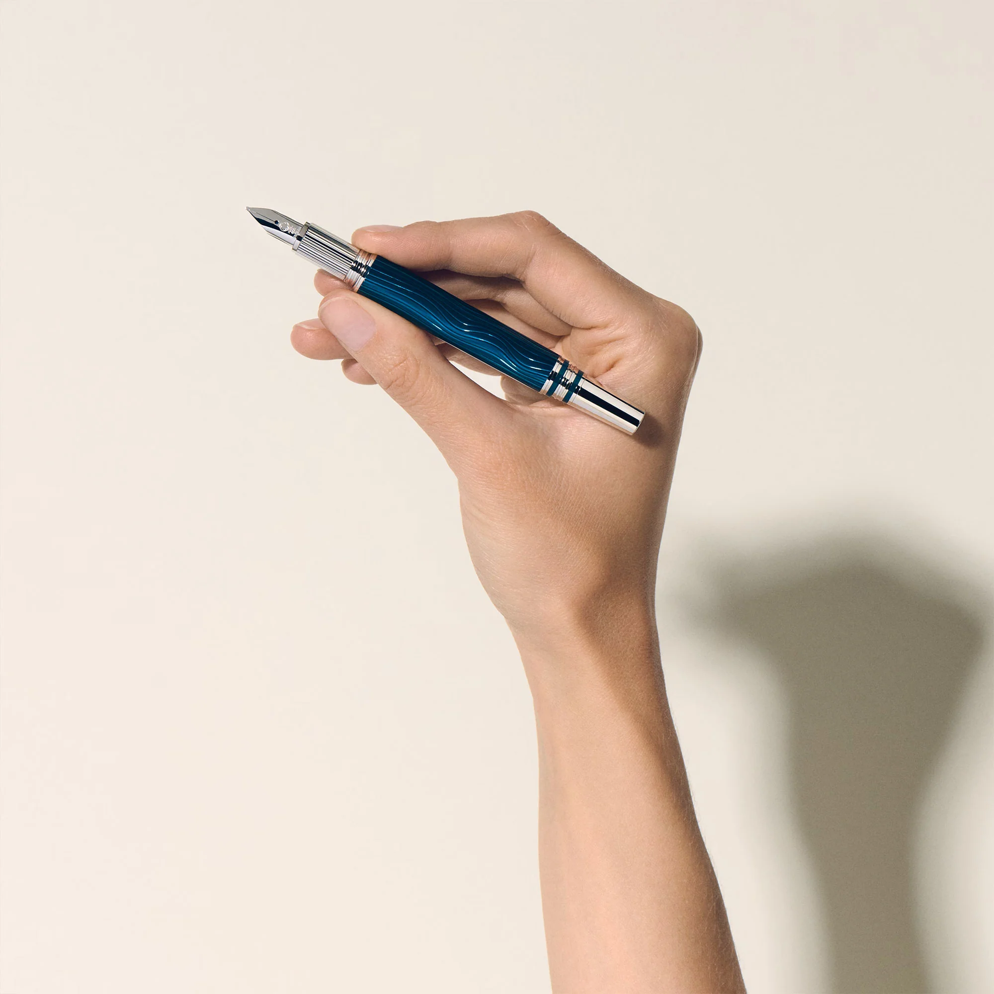 Montblanc StarWalker 132910 PolarGreen Metal Fountain Pen - Image 2