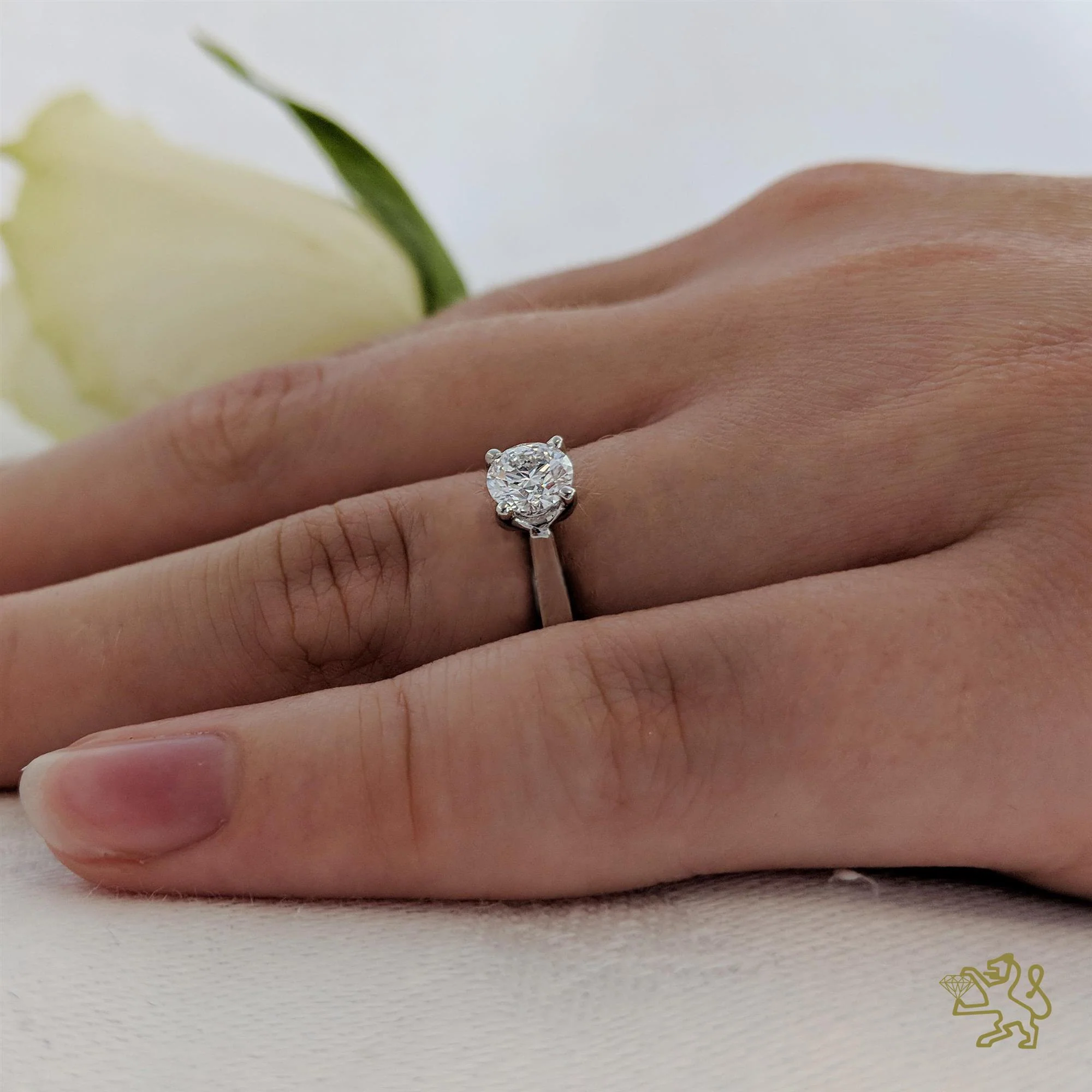 Open Tulip Solitaire 0.40ct E SI1 Diamond Platinum Ring - Image 2
