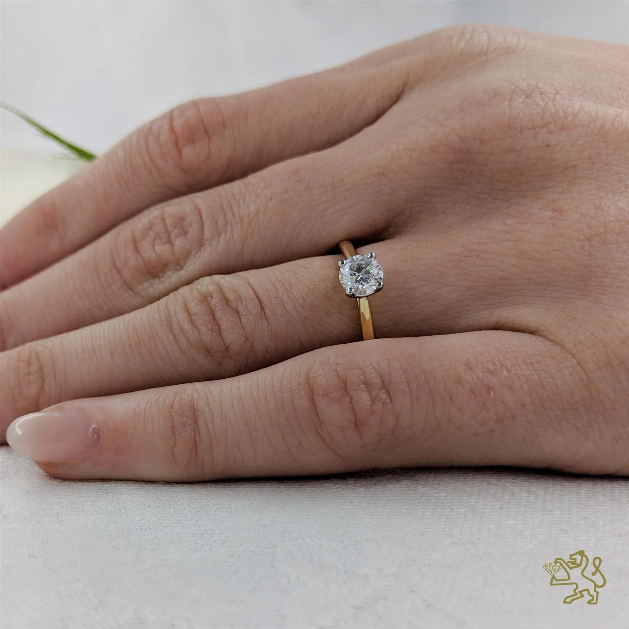 Open Tulip Solitaire 0.50ct E VS2 Diamond Yellow Gold/Platinum Ring - Image 2