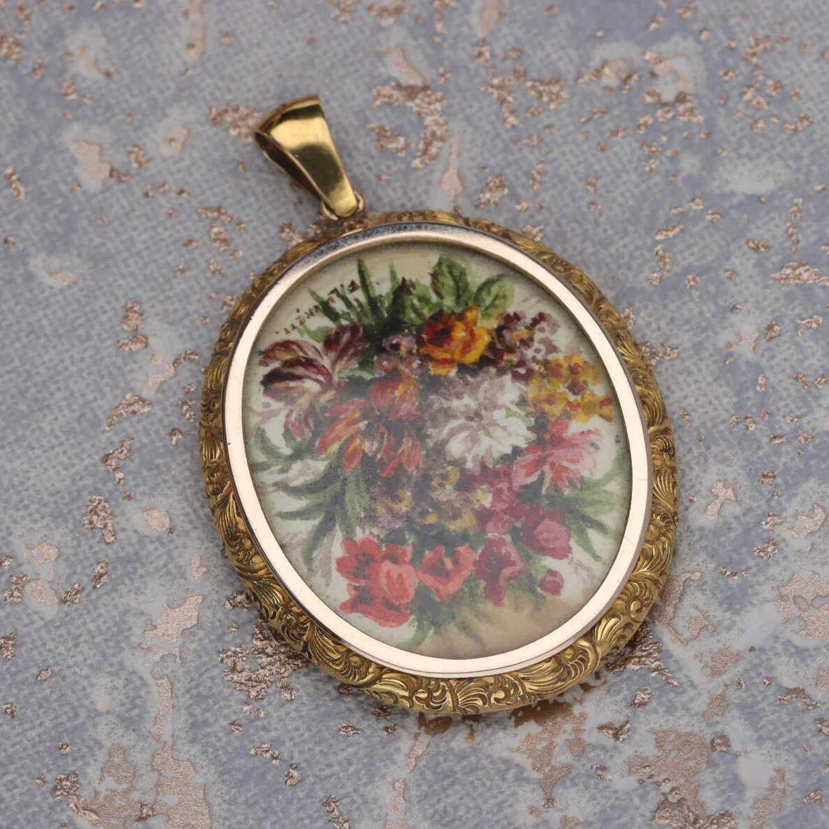 Pre-Owned 15ct Gold Oval Locket with Floral Painting - Image 5