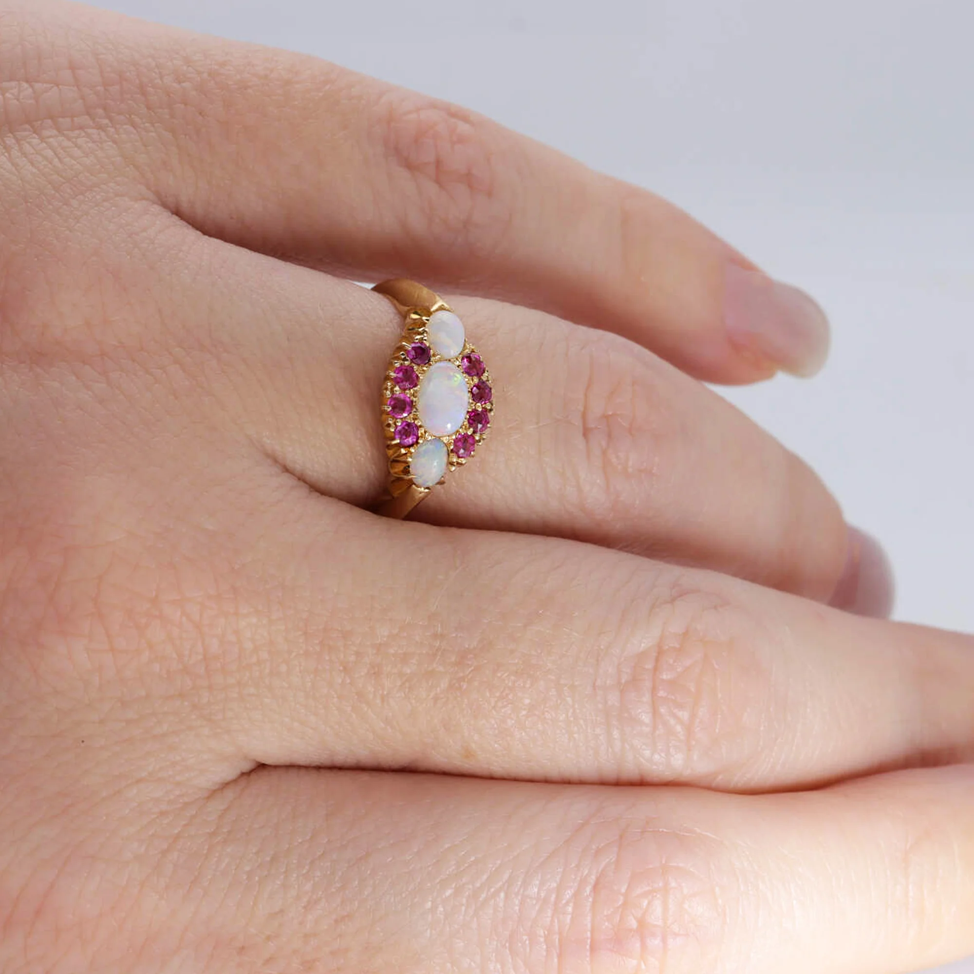 Pre-Owned Opal and Ruby 18ct Yellow Gold Three Stone Ring - Image 5