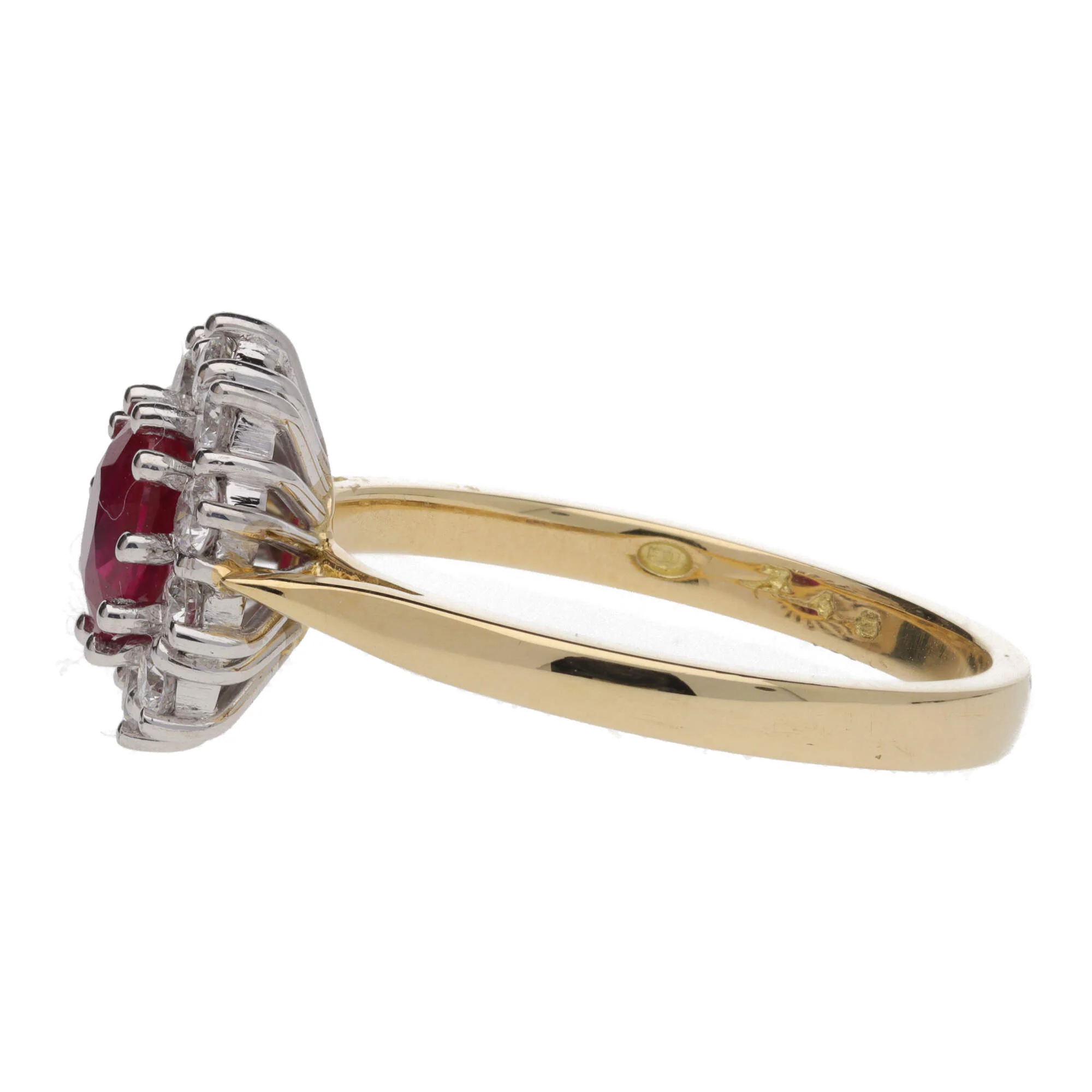 Ruby and Diamond 18ct Yellow Gold Oval Cluster Ring - Image 4