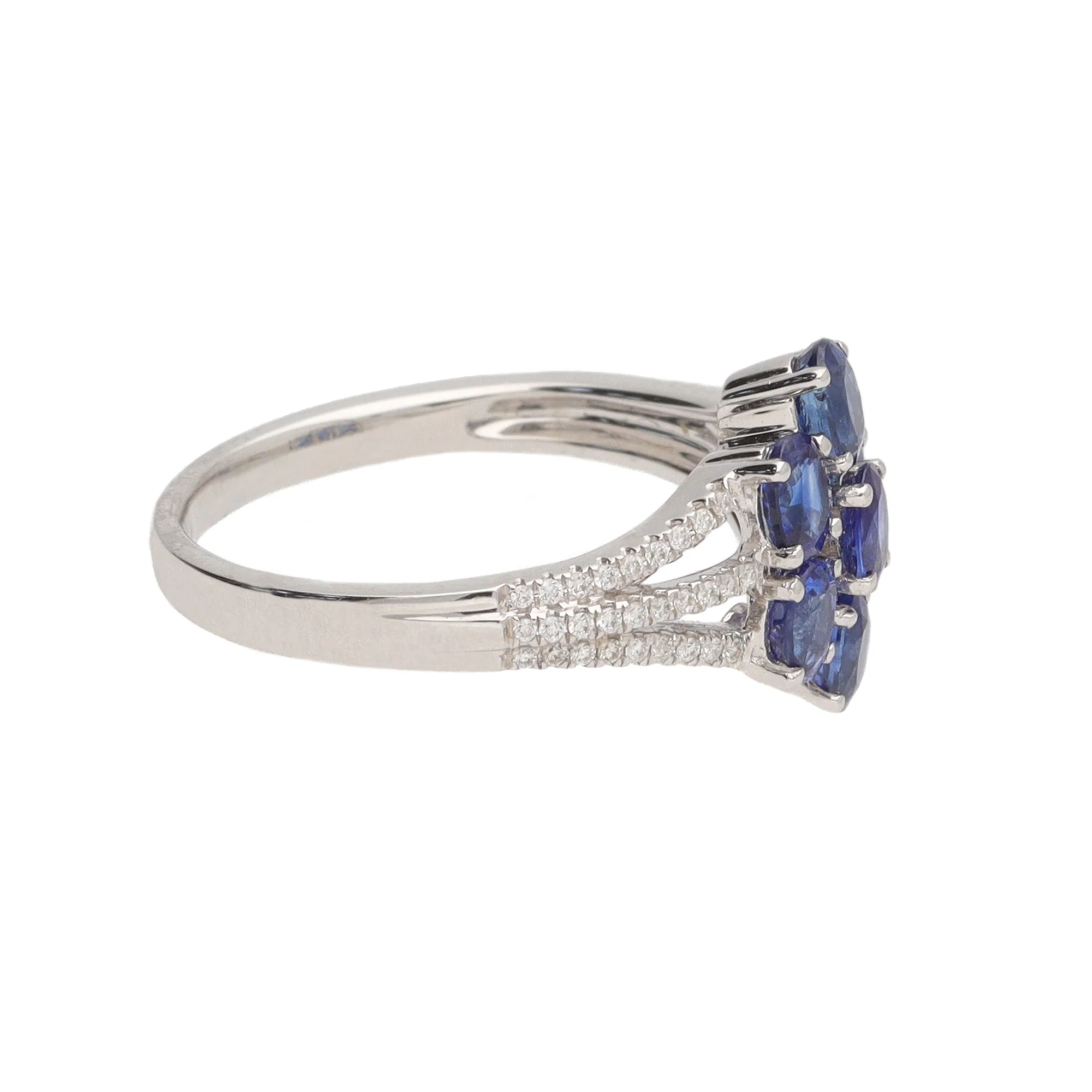 Sapphire 2.23ct and Diamond 18ct White Gold Flower Ring - Image 3