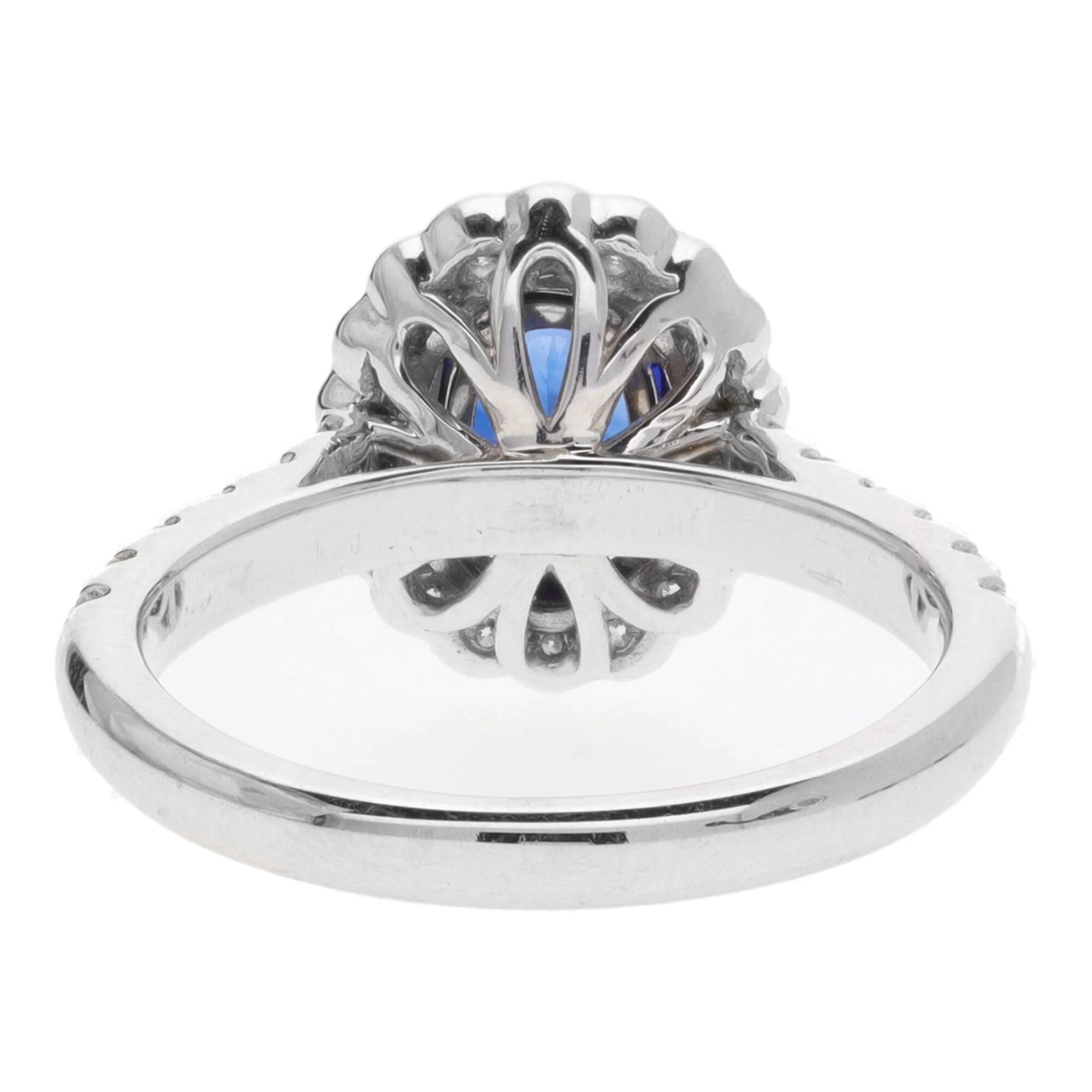 Sapphire and Diamond 18ct White Gold Scalloped Cluster Ring - Image 4
