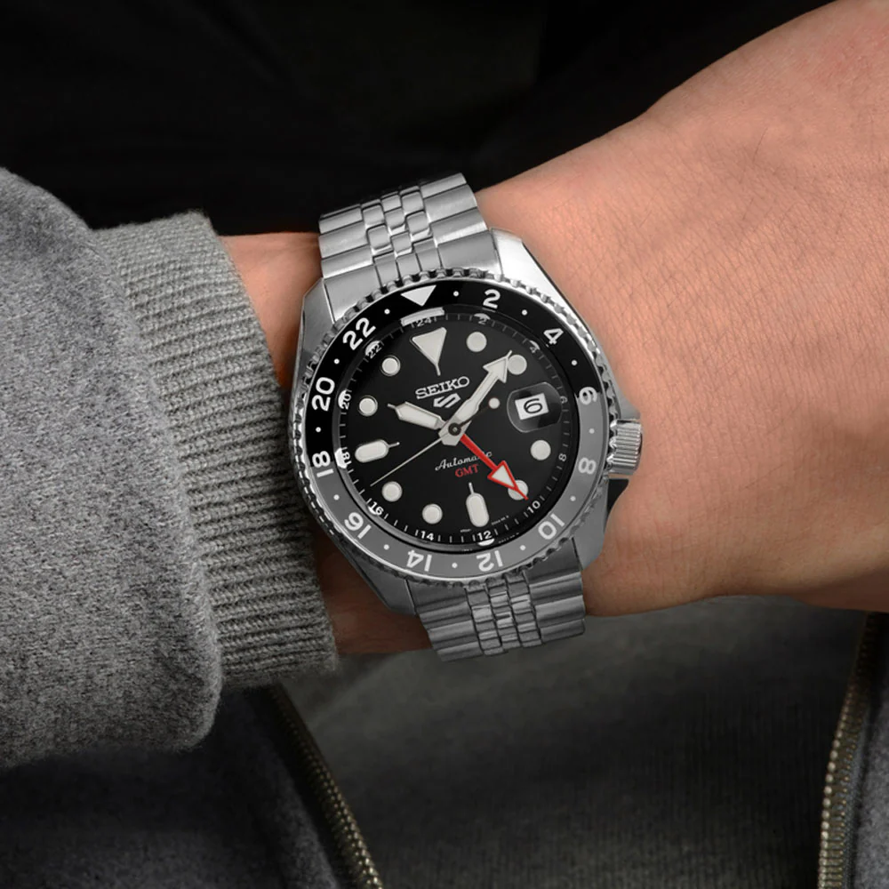 Seiko 5 Sports SKX GMT 'Black Grape' Automatic 42.5mm Re-Interpretation Watch SSK001 - Image 3