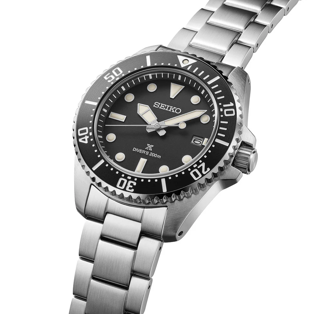 Seiko Prospex ‘Pure Black’ Diver 41mm Solar Watch SNE597 - Image 2