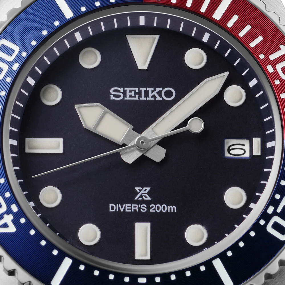 Seiko Prospex ‘Red-Blue’ Diver 41mm Solar Watch SNE595 - Image 3