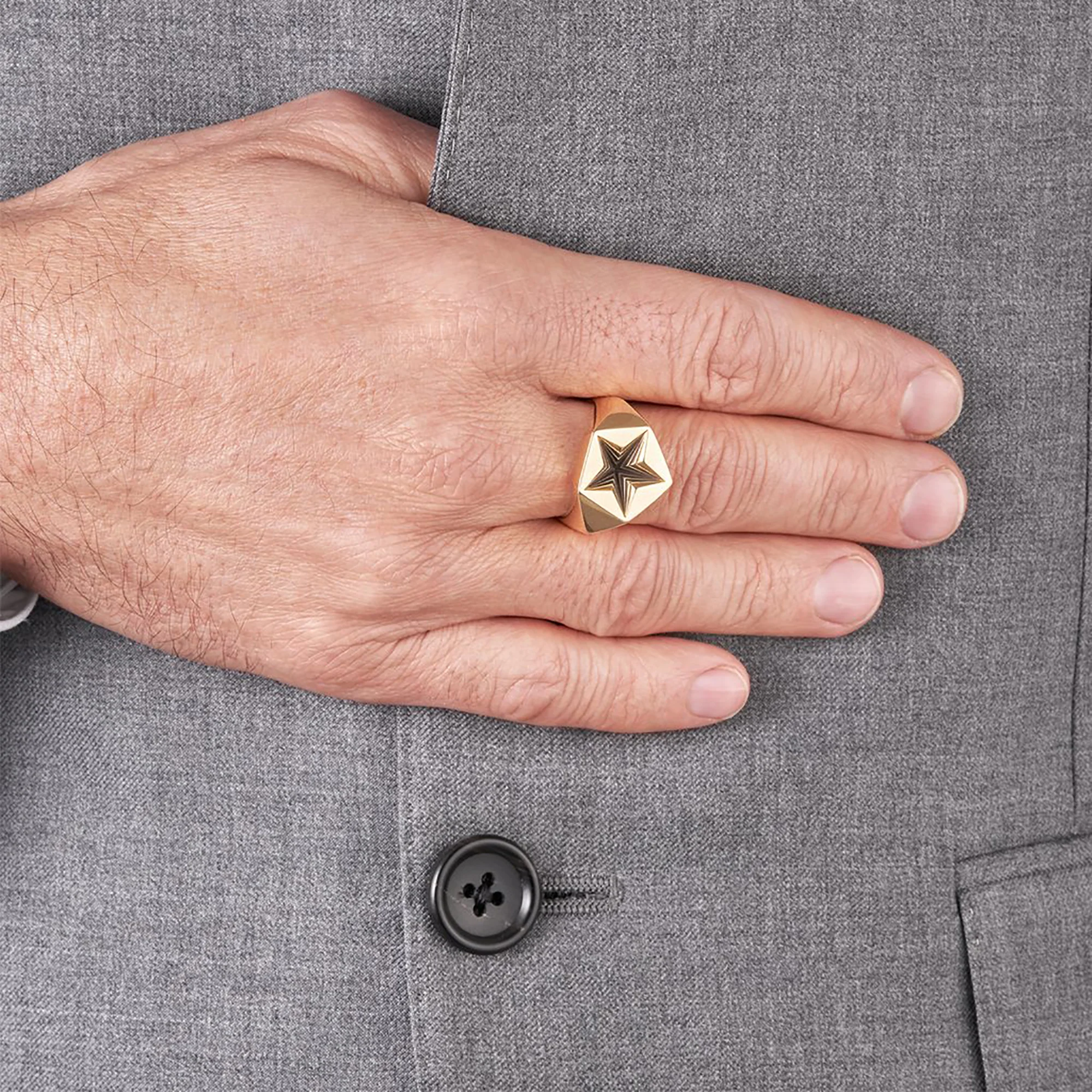 Shaun Leane Yellow Gold Vermeil Star Signet Ring AR015.YVNARZ - Image 2