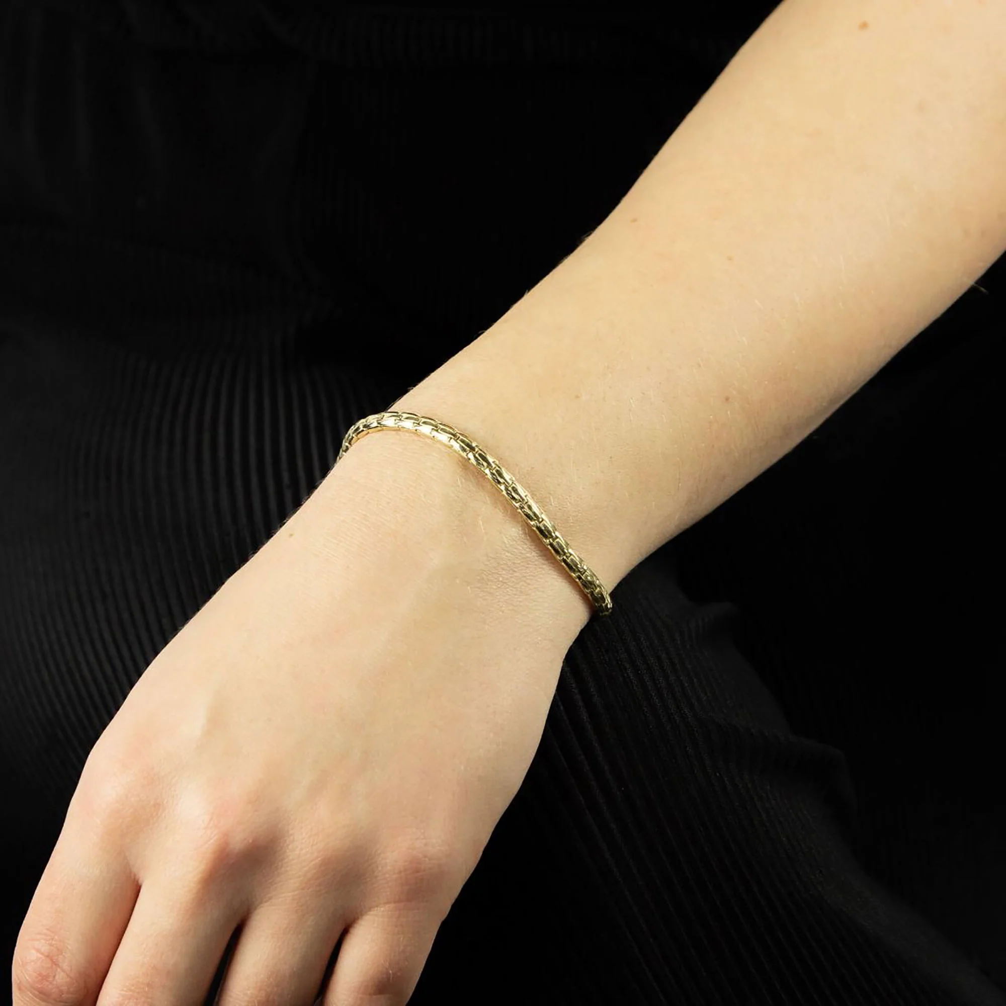 Snake Style 9ct Yellow Gold Linked Bracelet - Image 2