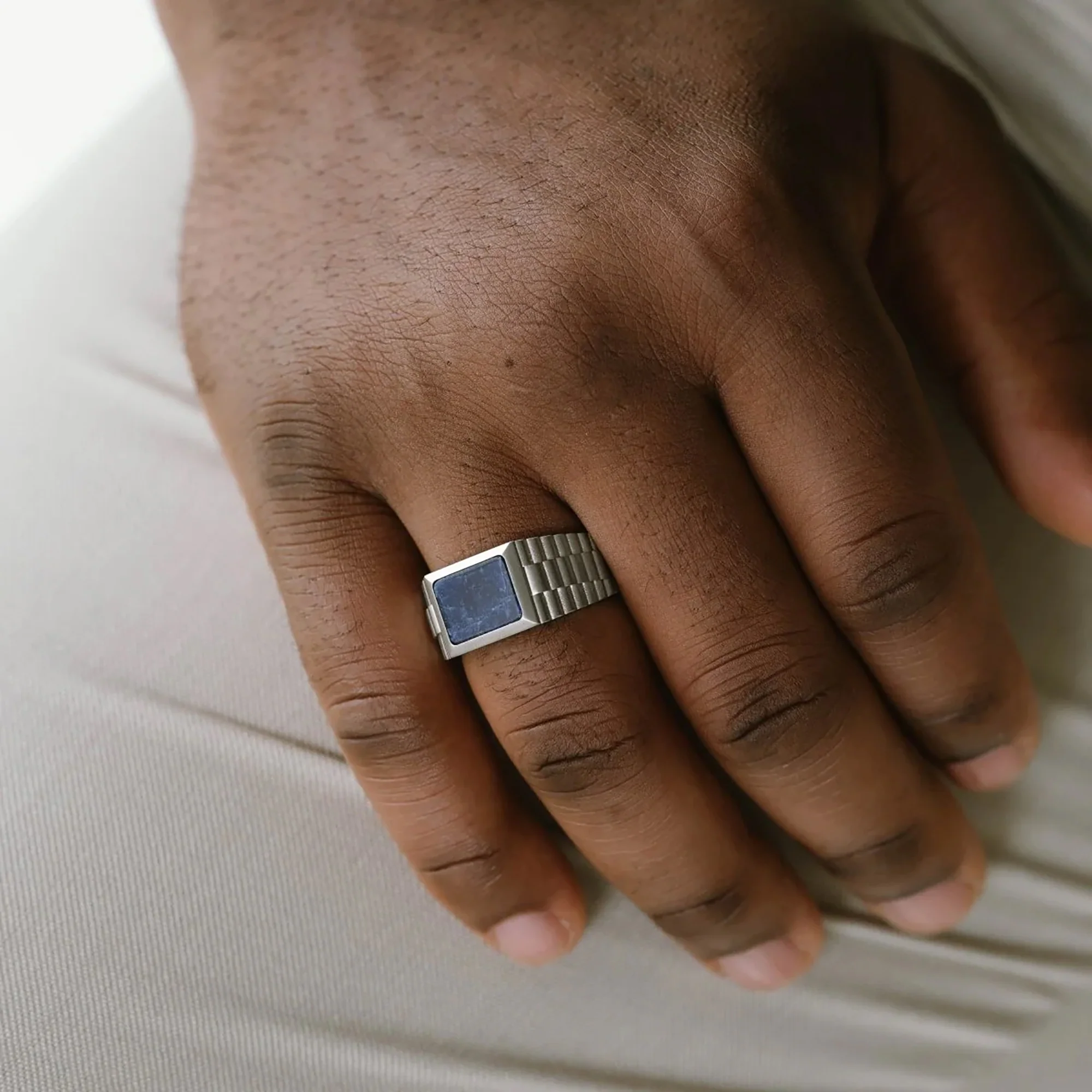 Steel and Barnett Men's Hudson Sodalite Stainless Steel Signet Ring Size 9 - Image 2