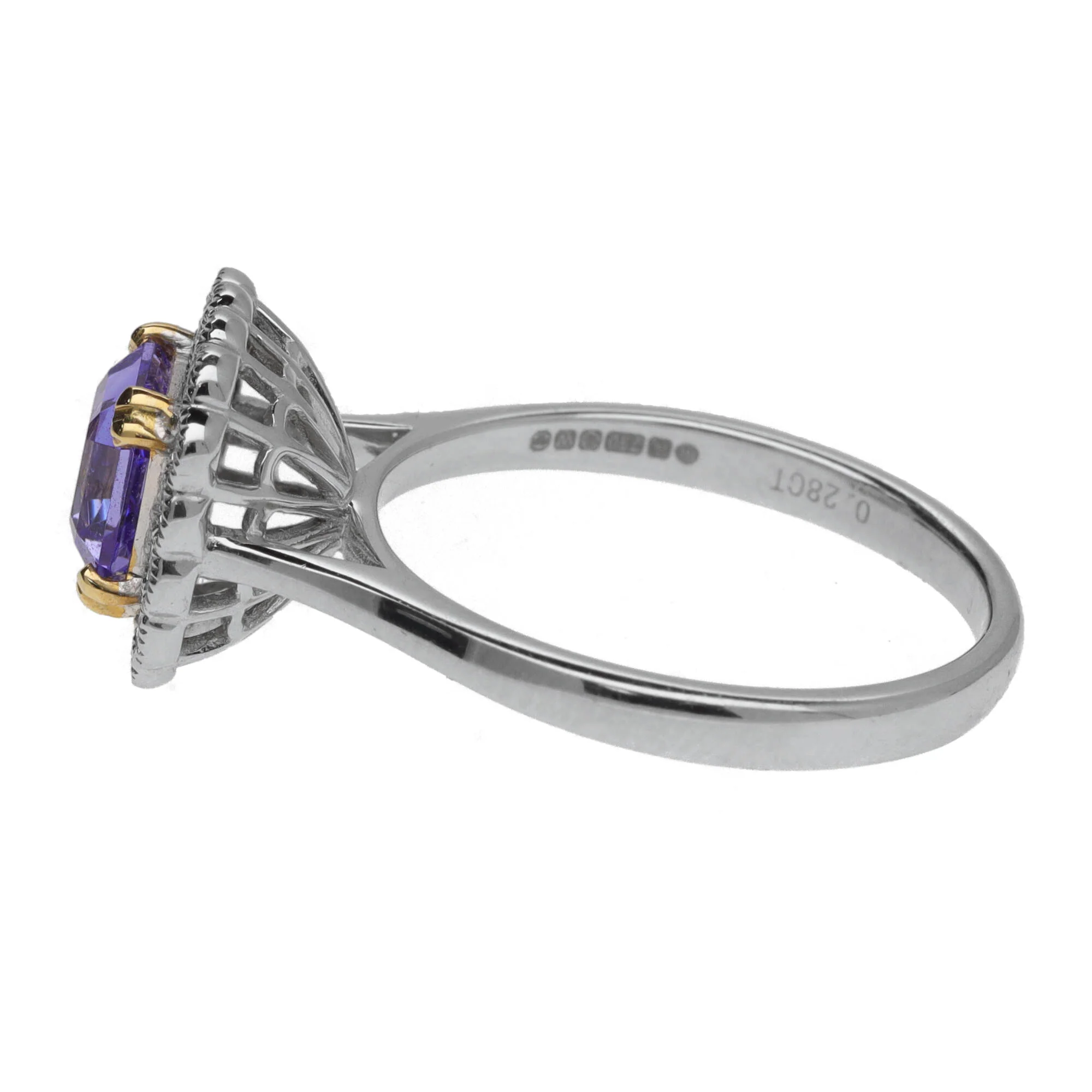 Tanzanite and Diamond 18ct White and Yellow Gold Cluster Ring - Image 4