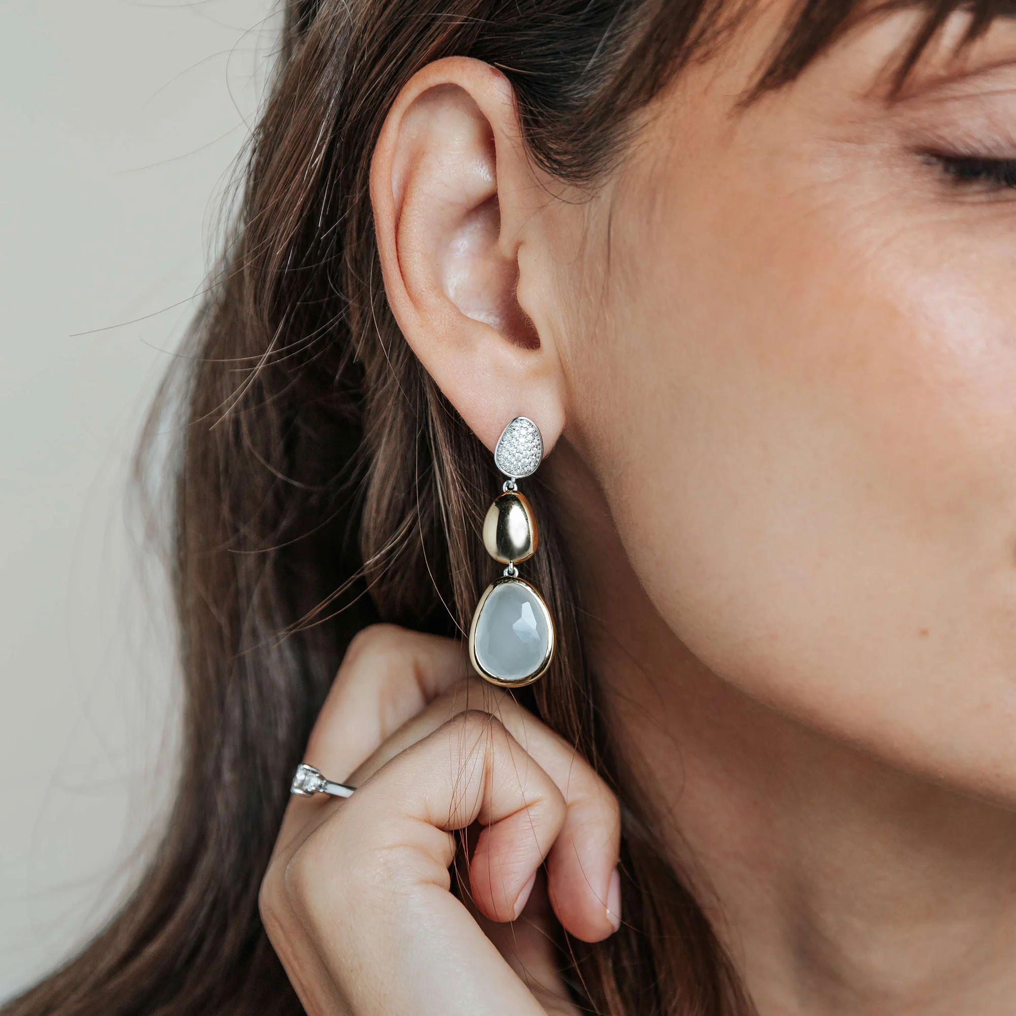 Ti Sento Yellow Gold Plated Cubic Zirconia and Milky White Crystal Pebble Drop Earrings 78028MW - Image 4