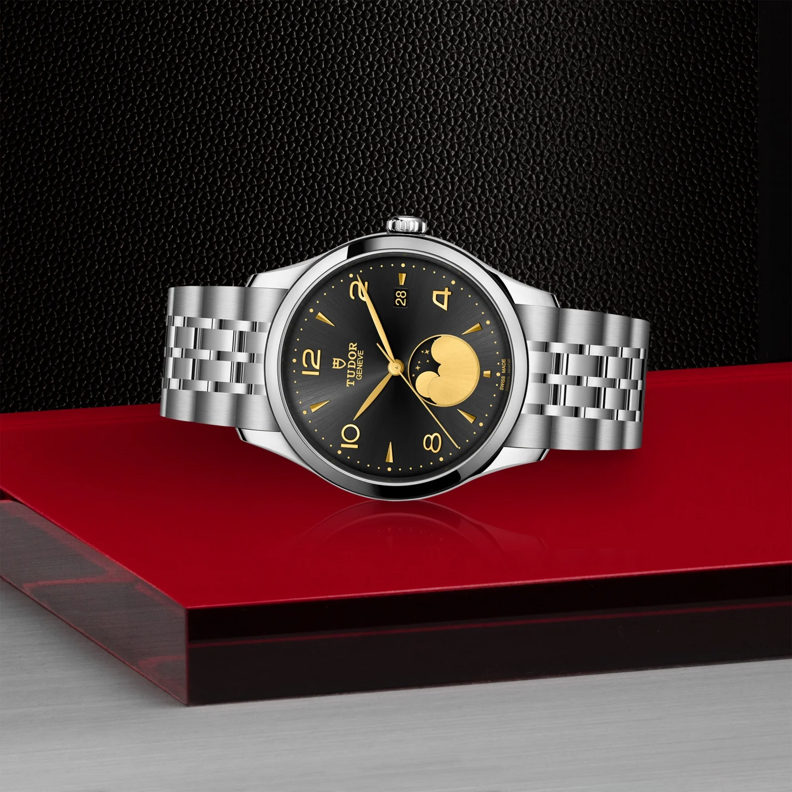 TUDOR 1926 Luna 39mm Moonphase Automatic Watch M91560-0003 - Image 4