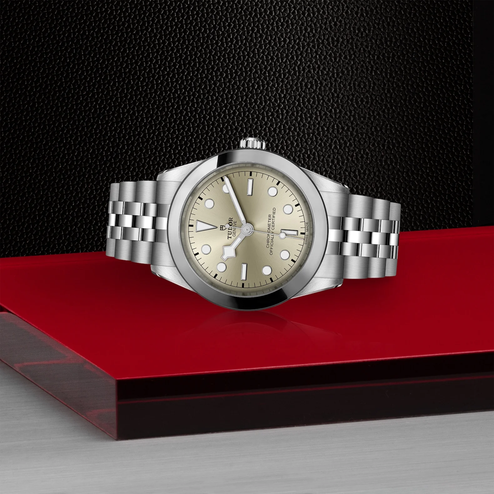 TUDOR Black Bay One 39mm Chronometer Stainless Steel Automatic Watch M79660-0003 - Image 4