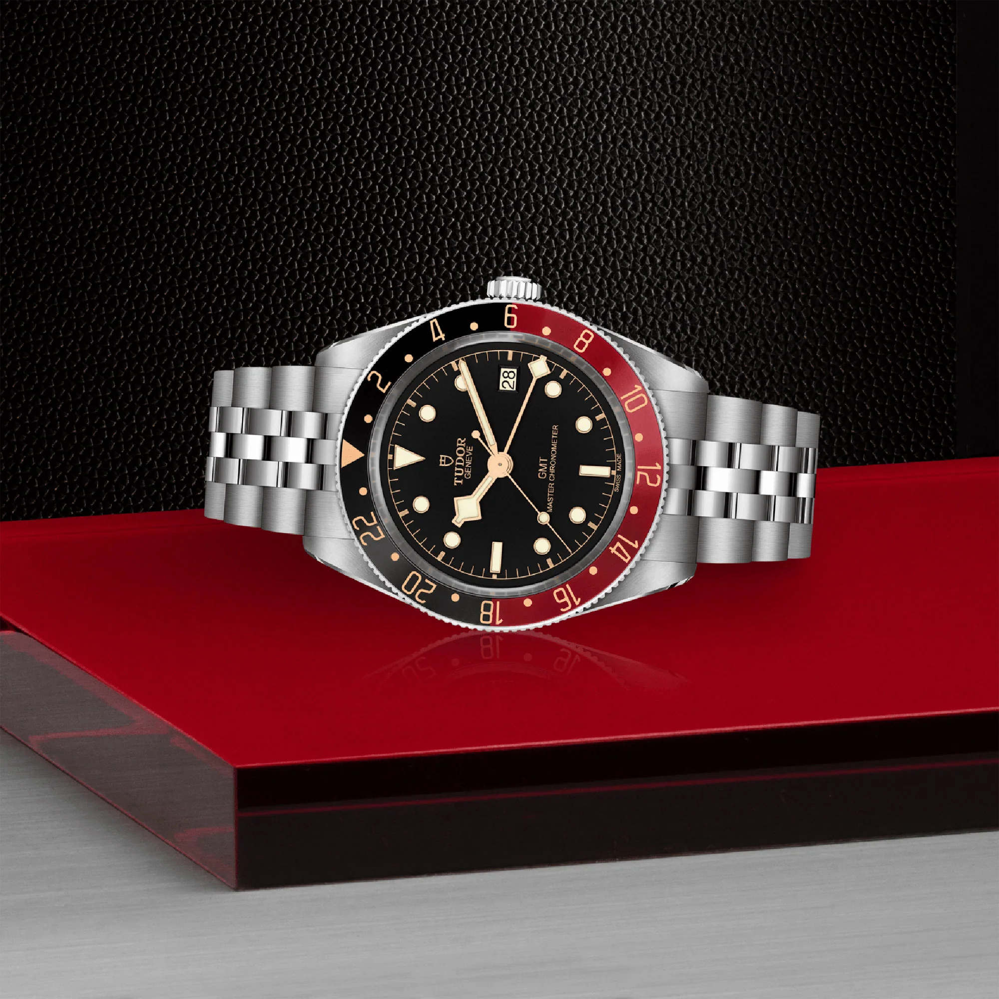 TUDOR Black Bay 58 GMT Chronometer Stainless Steel Automatic Watch M7939G1A0NRU-0003 - Image 4