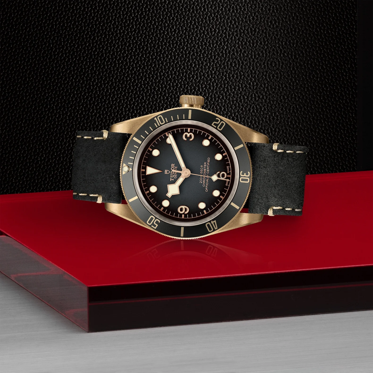 TUDOR Black Bay Bronze 41mm Chronometer Automatic Watch M79250BA-0001 - Image 4