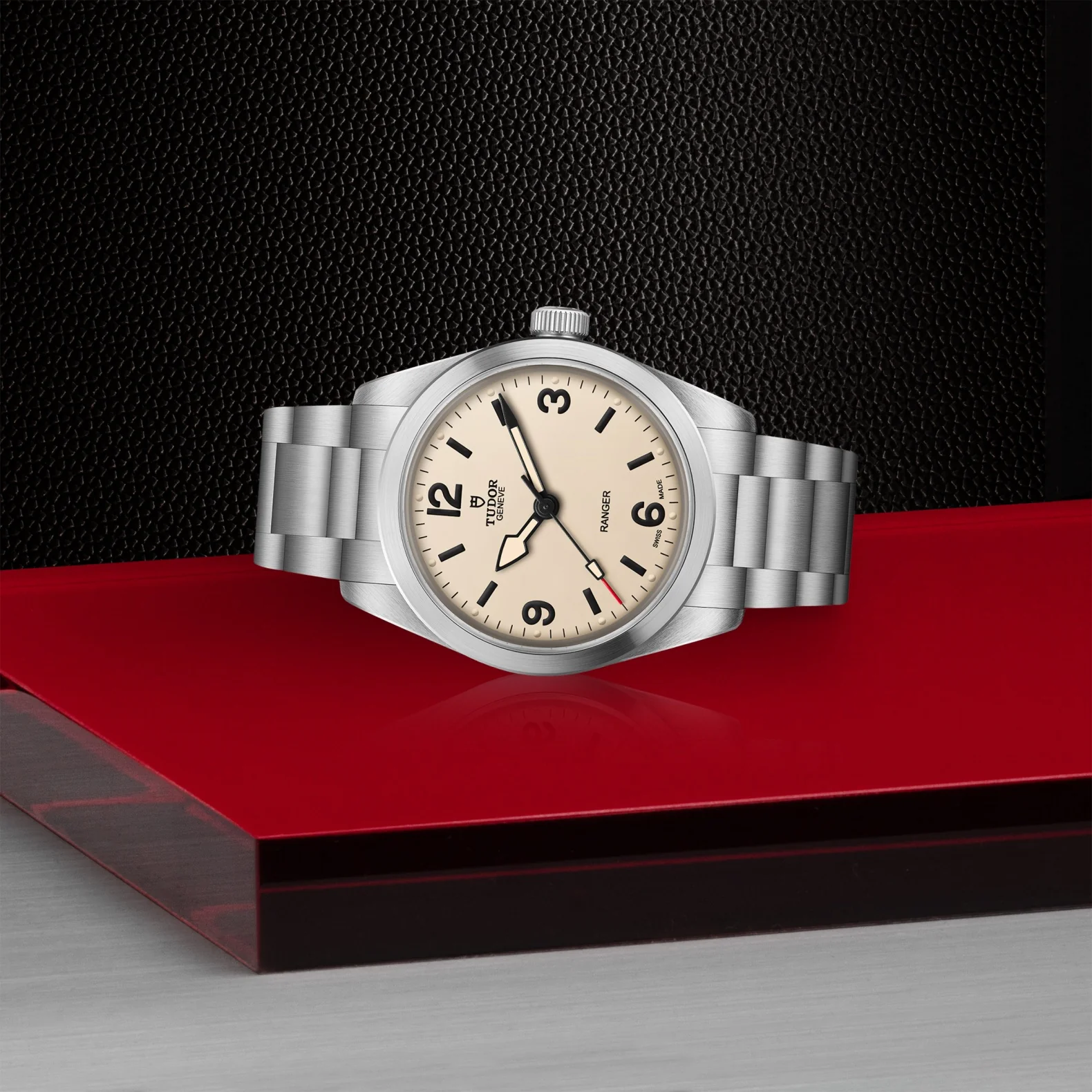 TUDOR Ranger 36mm Chronometer Stainless Steel Automatic Watch M79930-0007 - Image 4